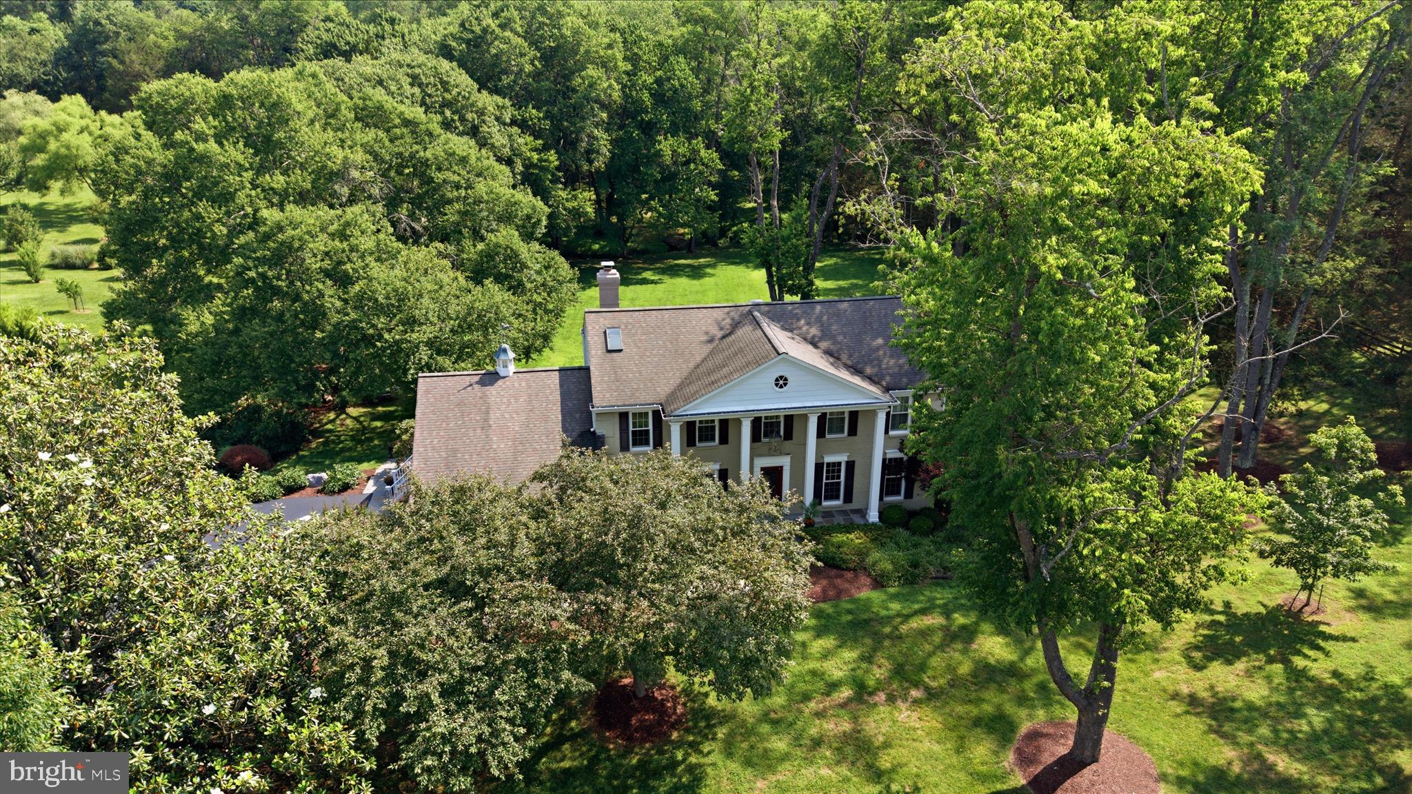 ANCIENT OAK - Residential