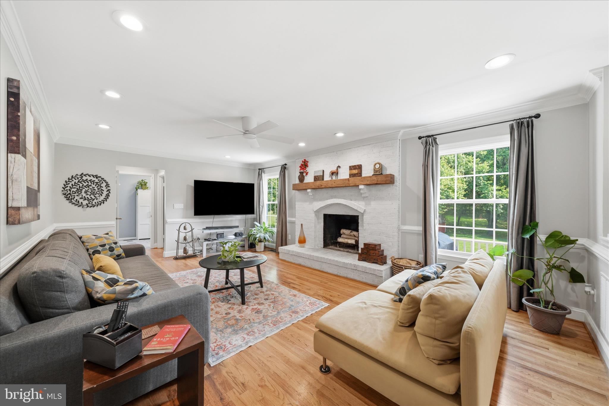 ANCIENT OAK - Residential