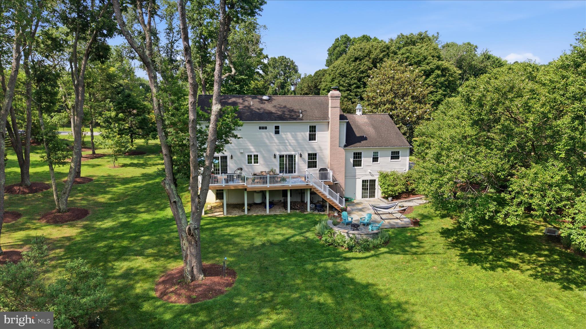 ANCIENT OAK - Residential
