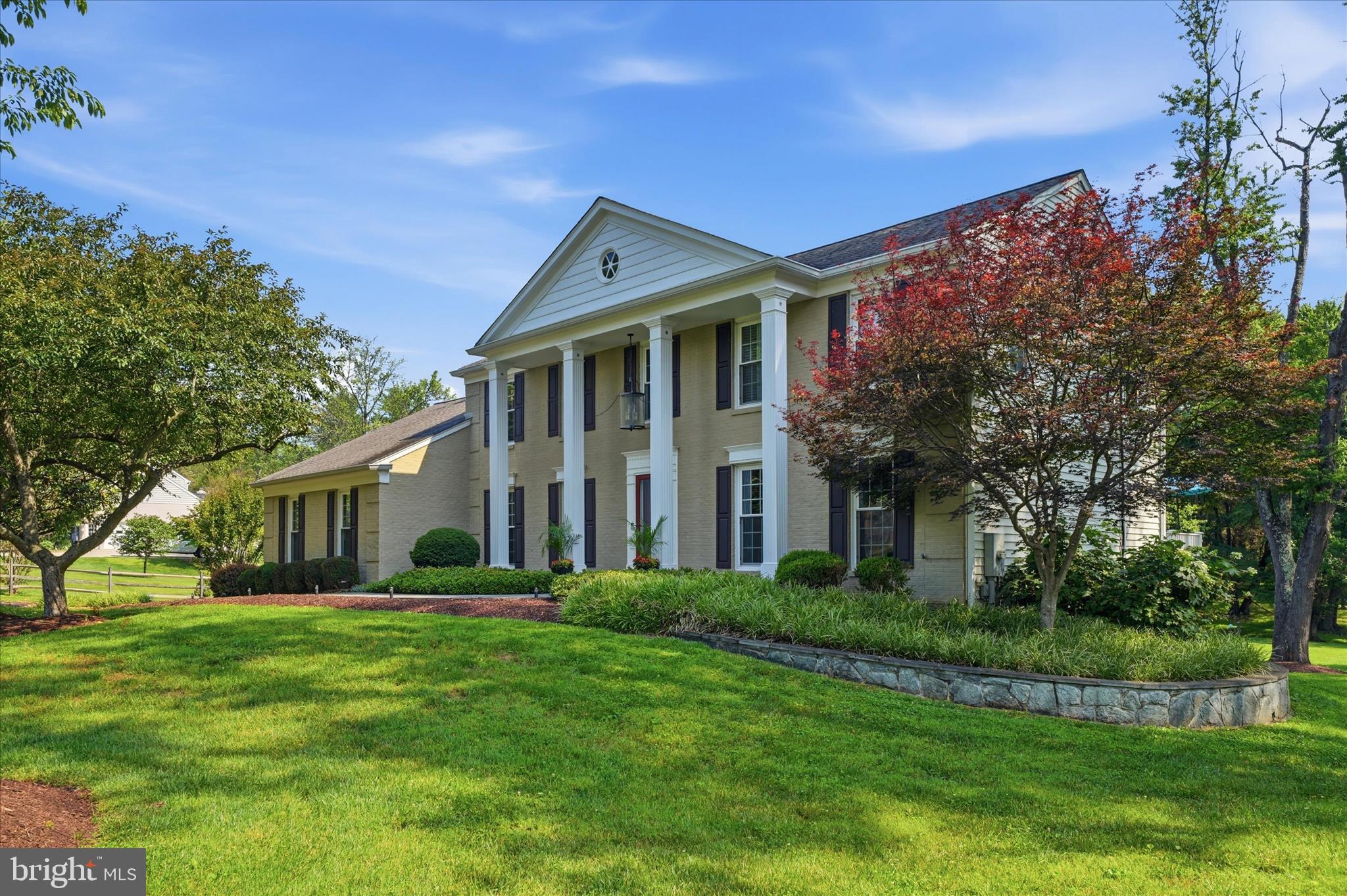ANCIENT OAK - Residential