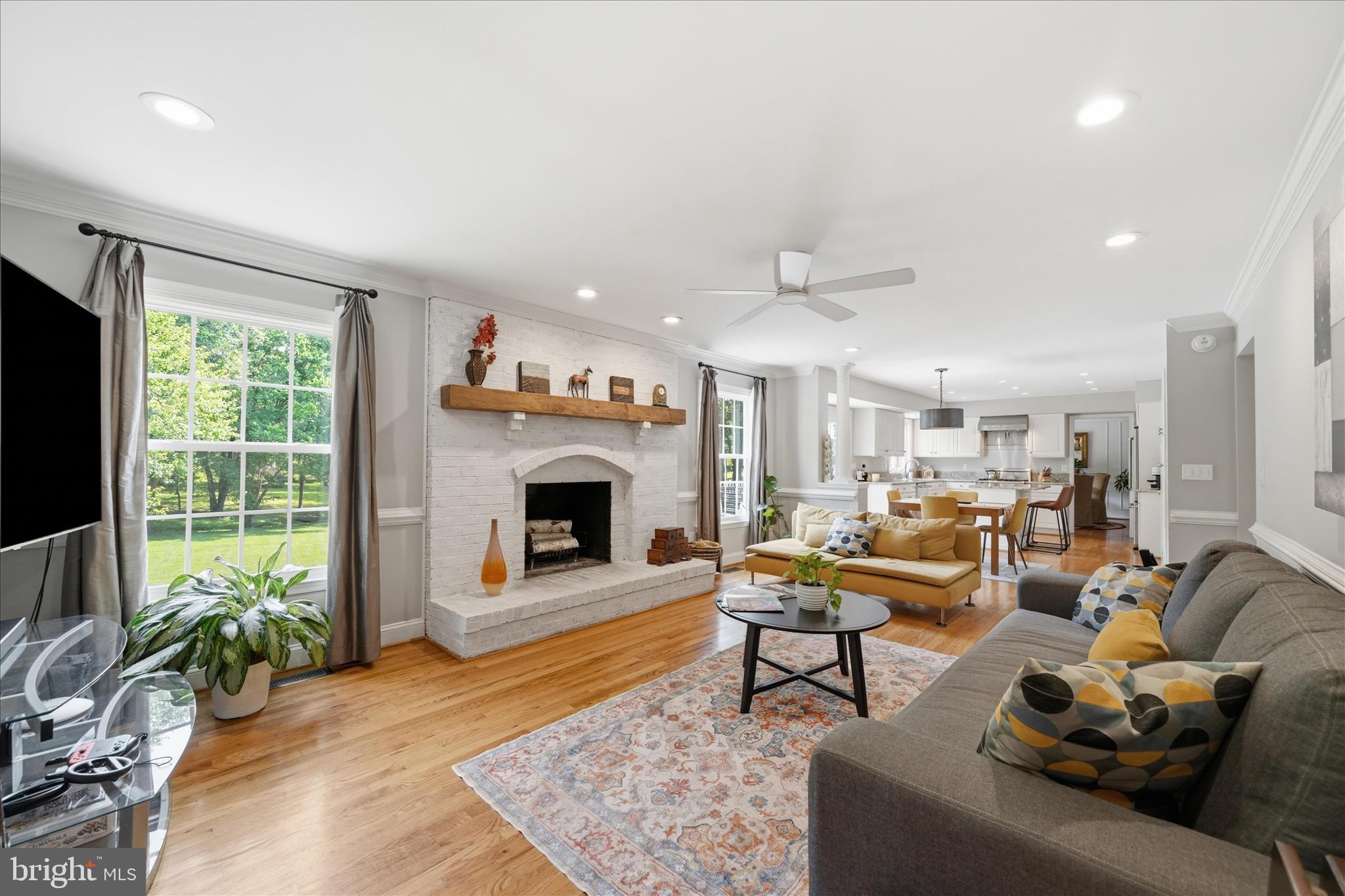 ANCIENT OAK - Residential