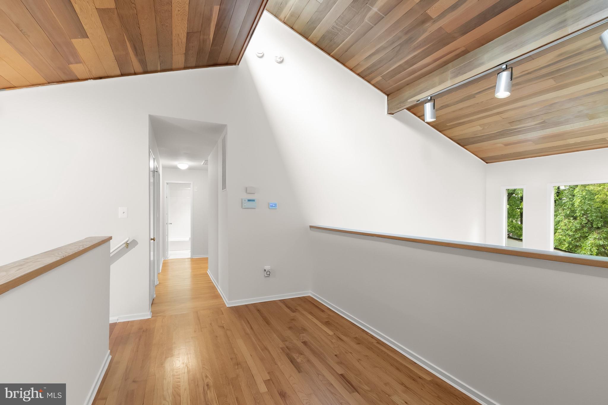 BEDFORDSHIRE - Residential