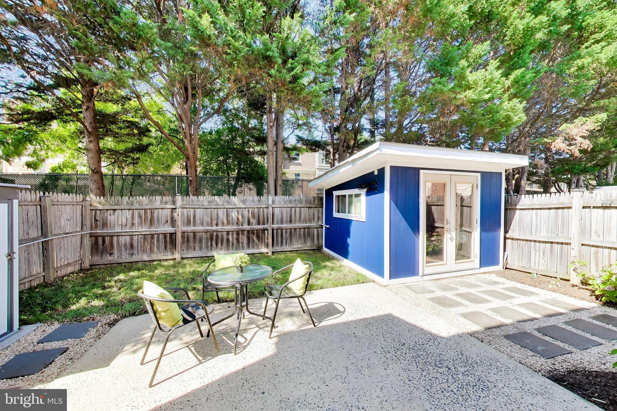 LEE LANDING PARK - Residential