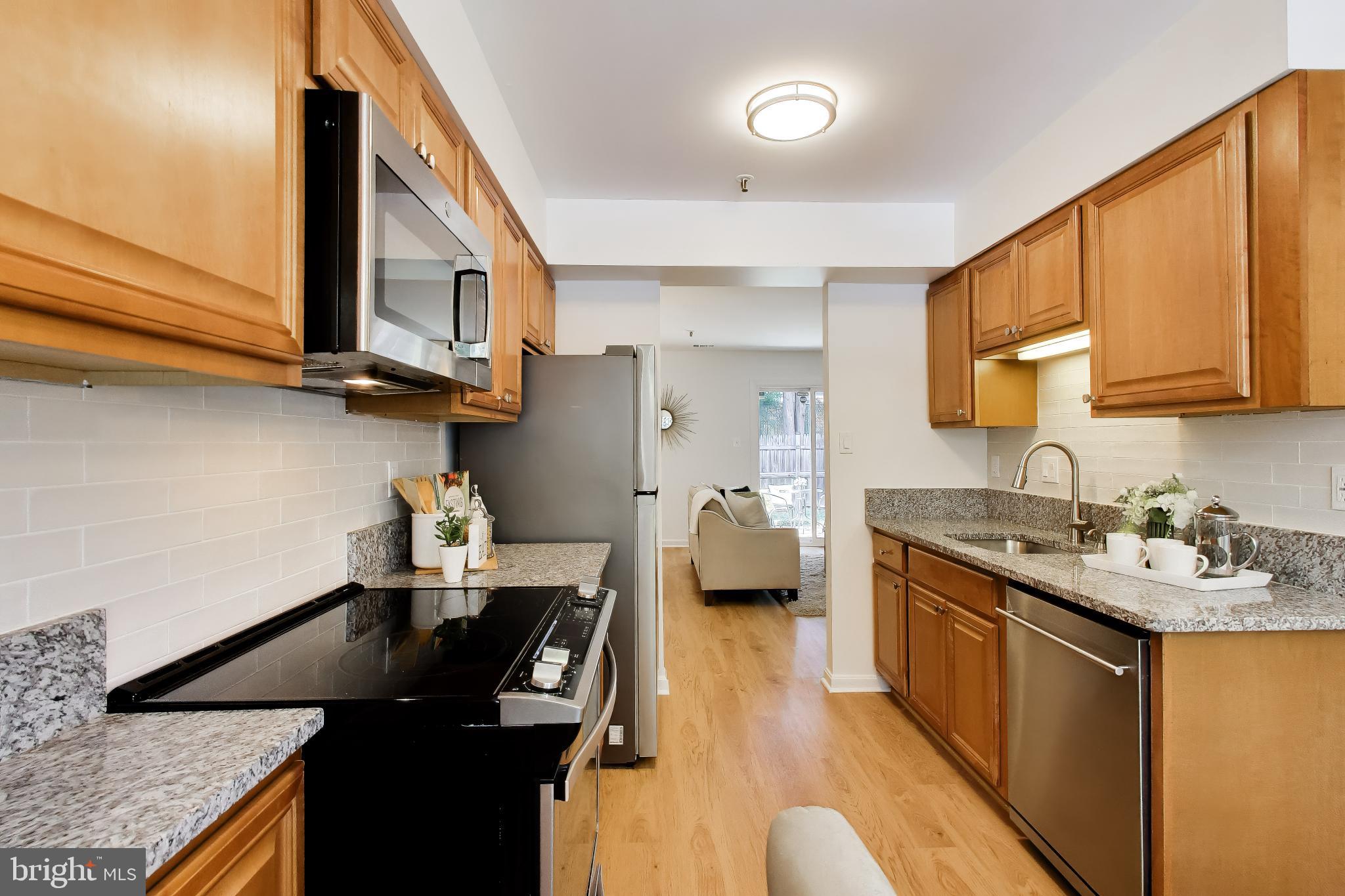 LEE LANDING PARK - Residential
