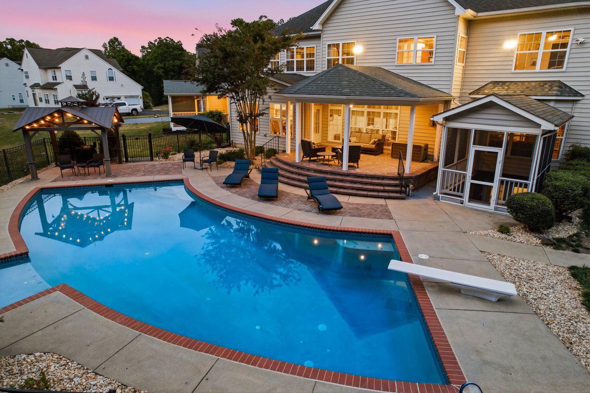 CALVERT CROSSING - Residential