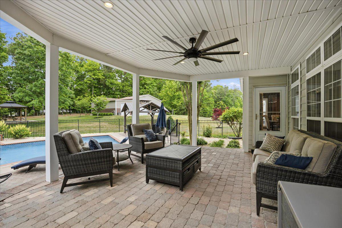 CALVERT CROSSING - Residential