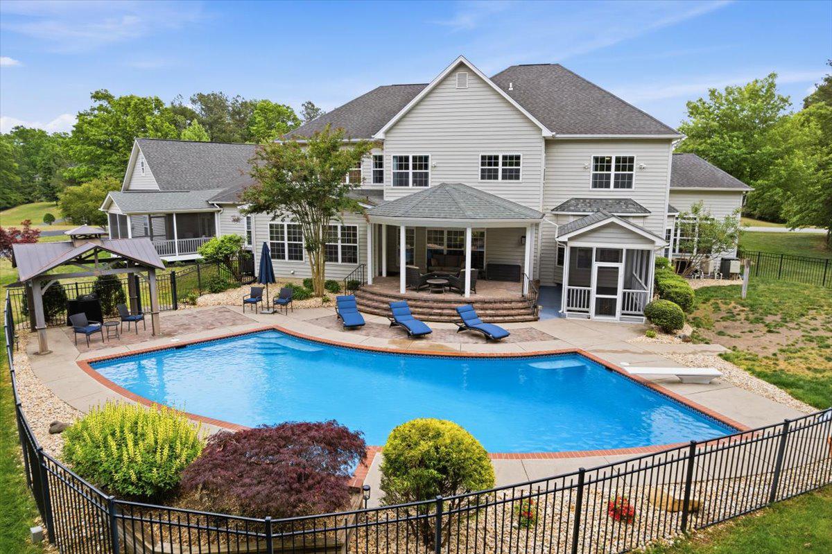 CALVERT CROSSING - Residential