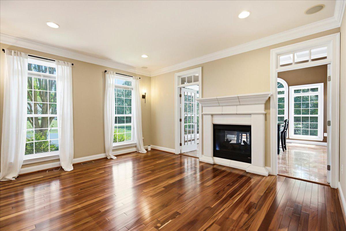 CALVERT CROSSING - Residential