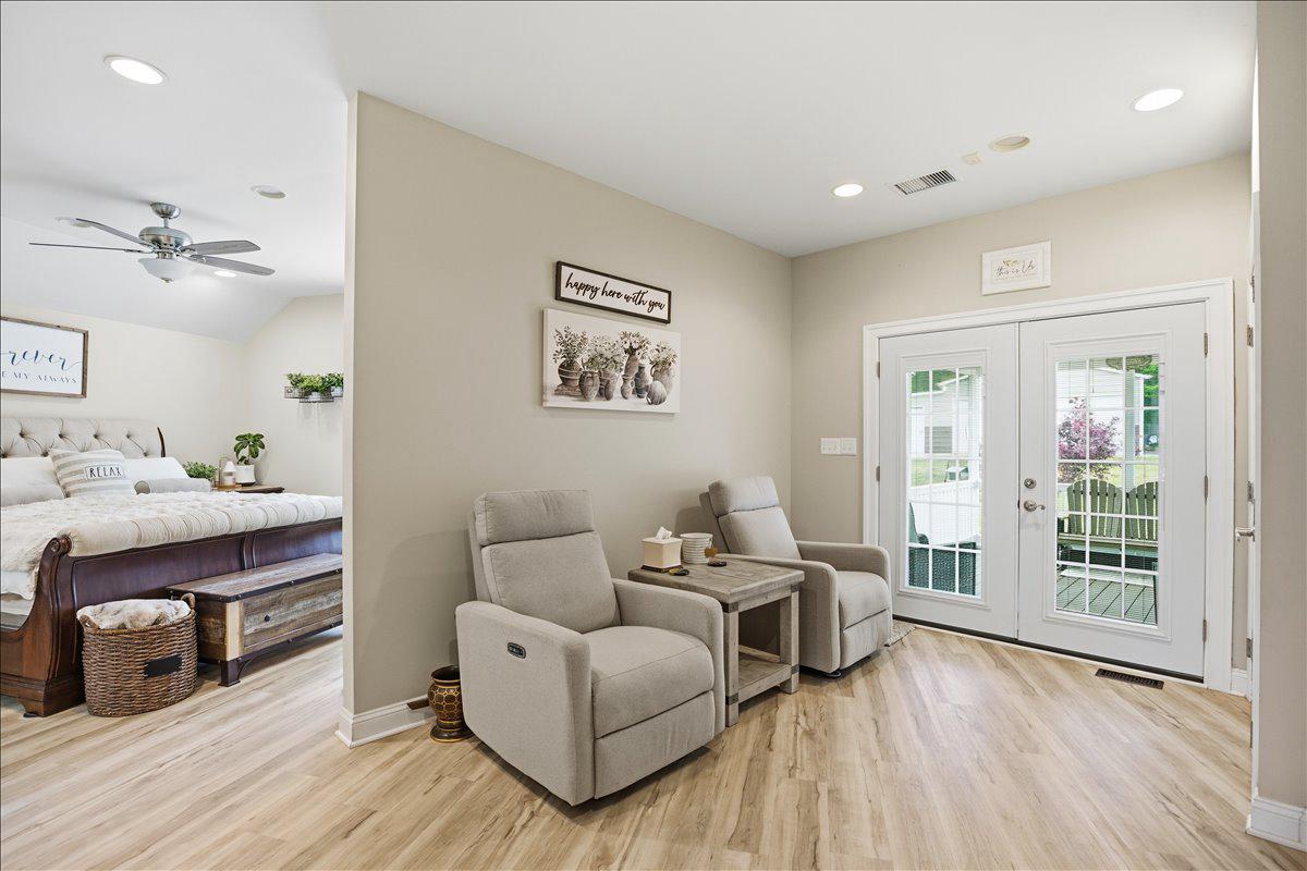 CALVERT CROSSING - Residential