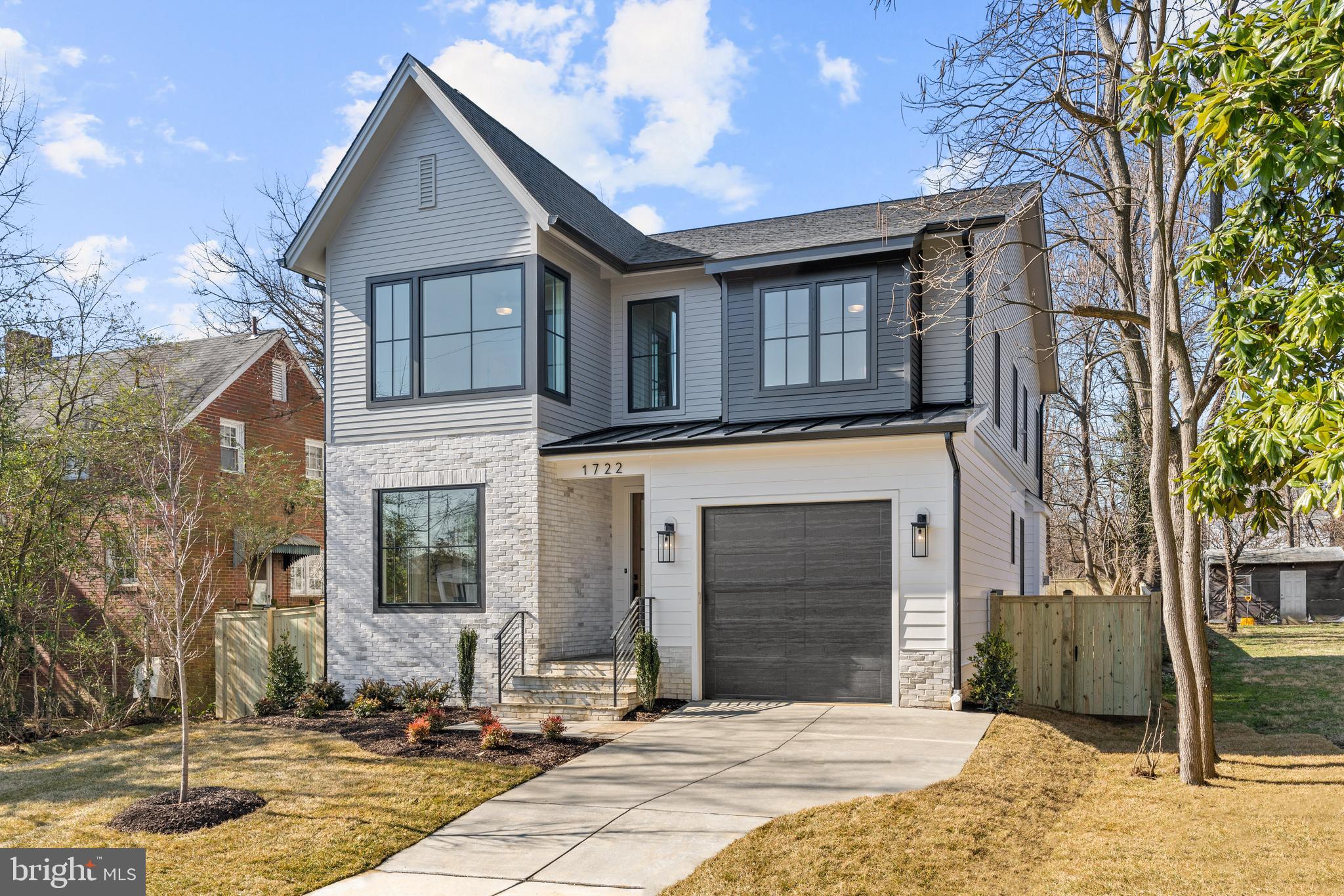 DOUGLAS PARK - Residential