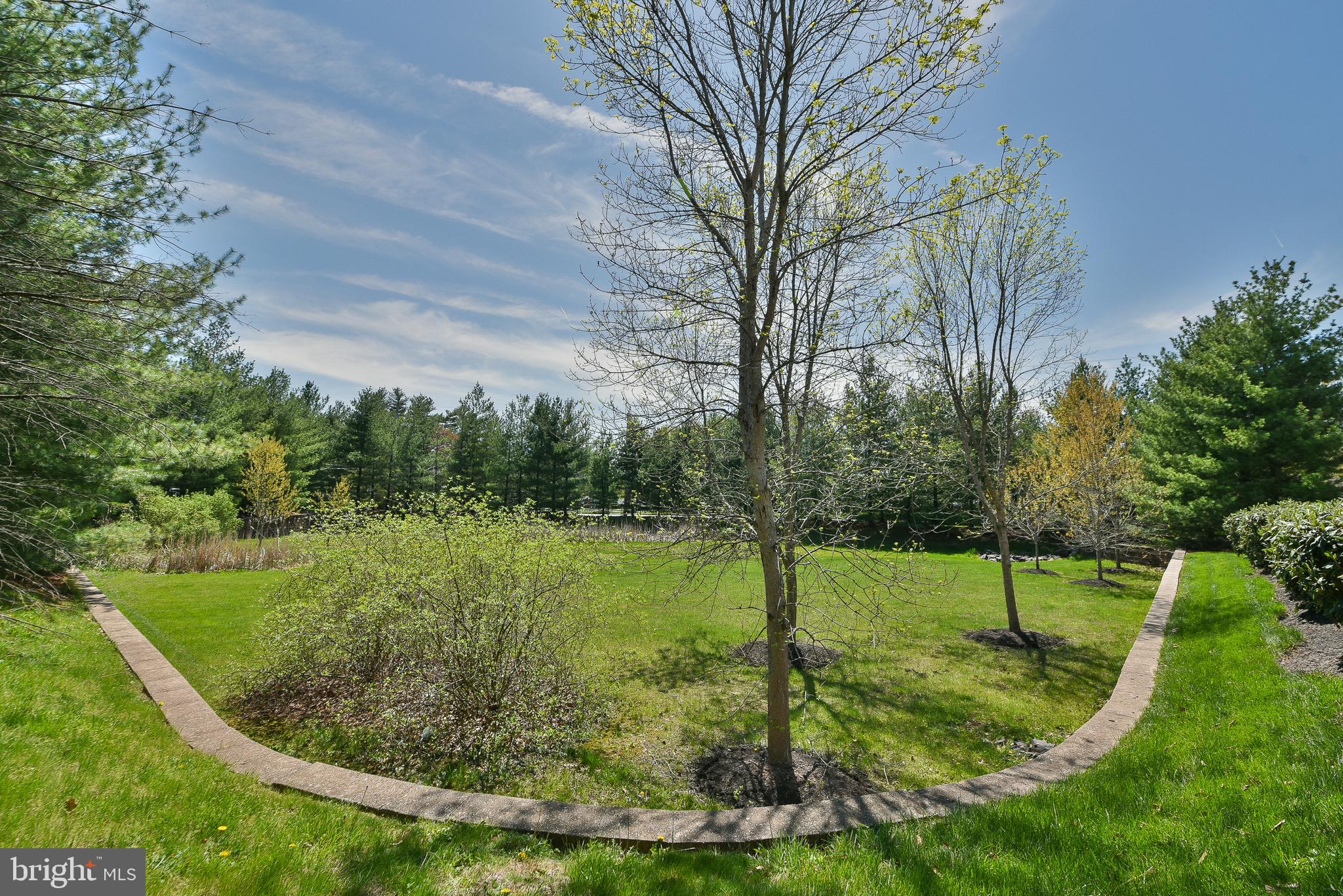FAIRWAYS AT GREEN ME - Residential