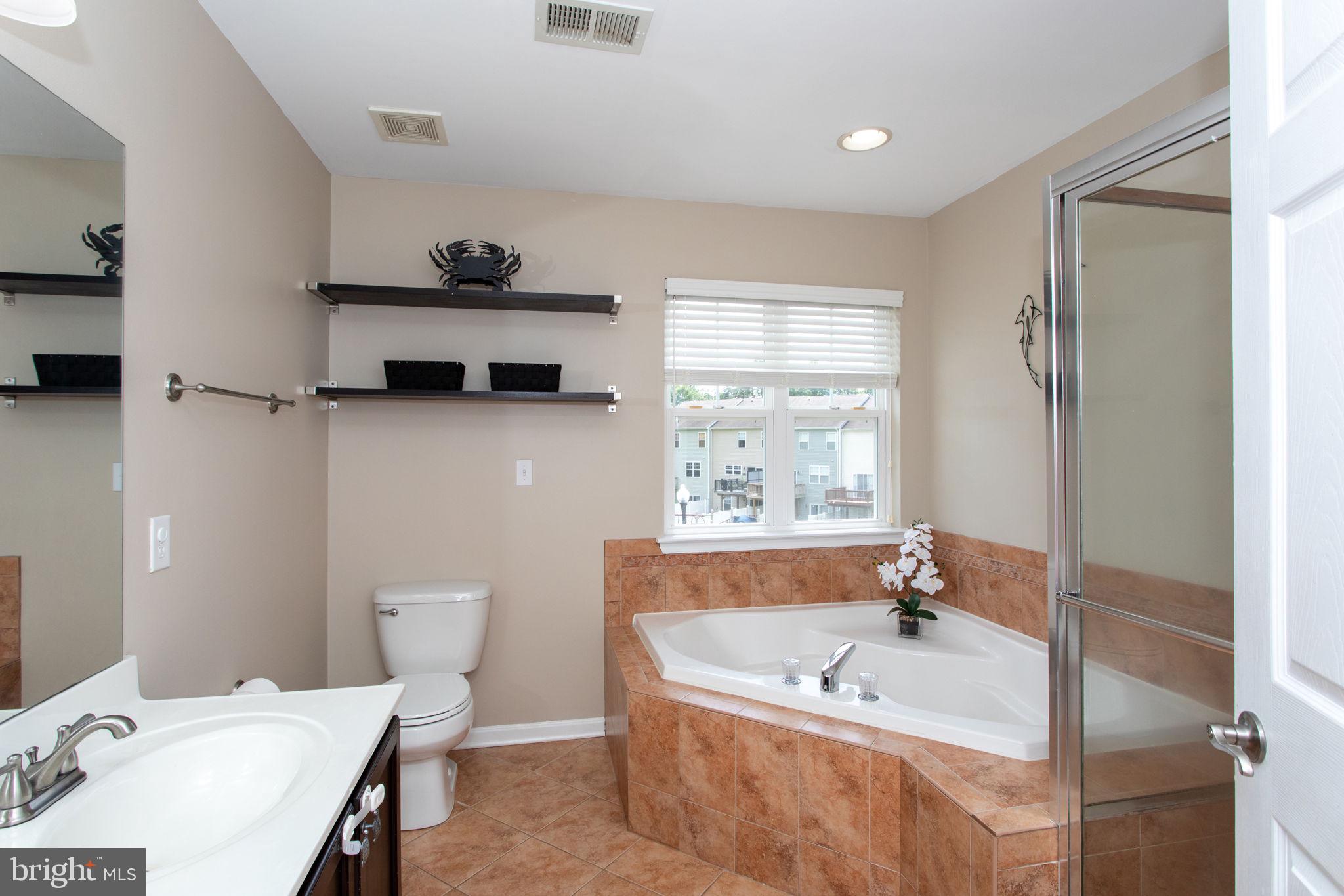 OAK TREE LANDING - Residential