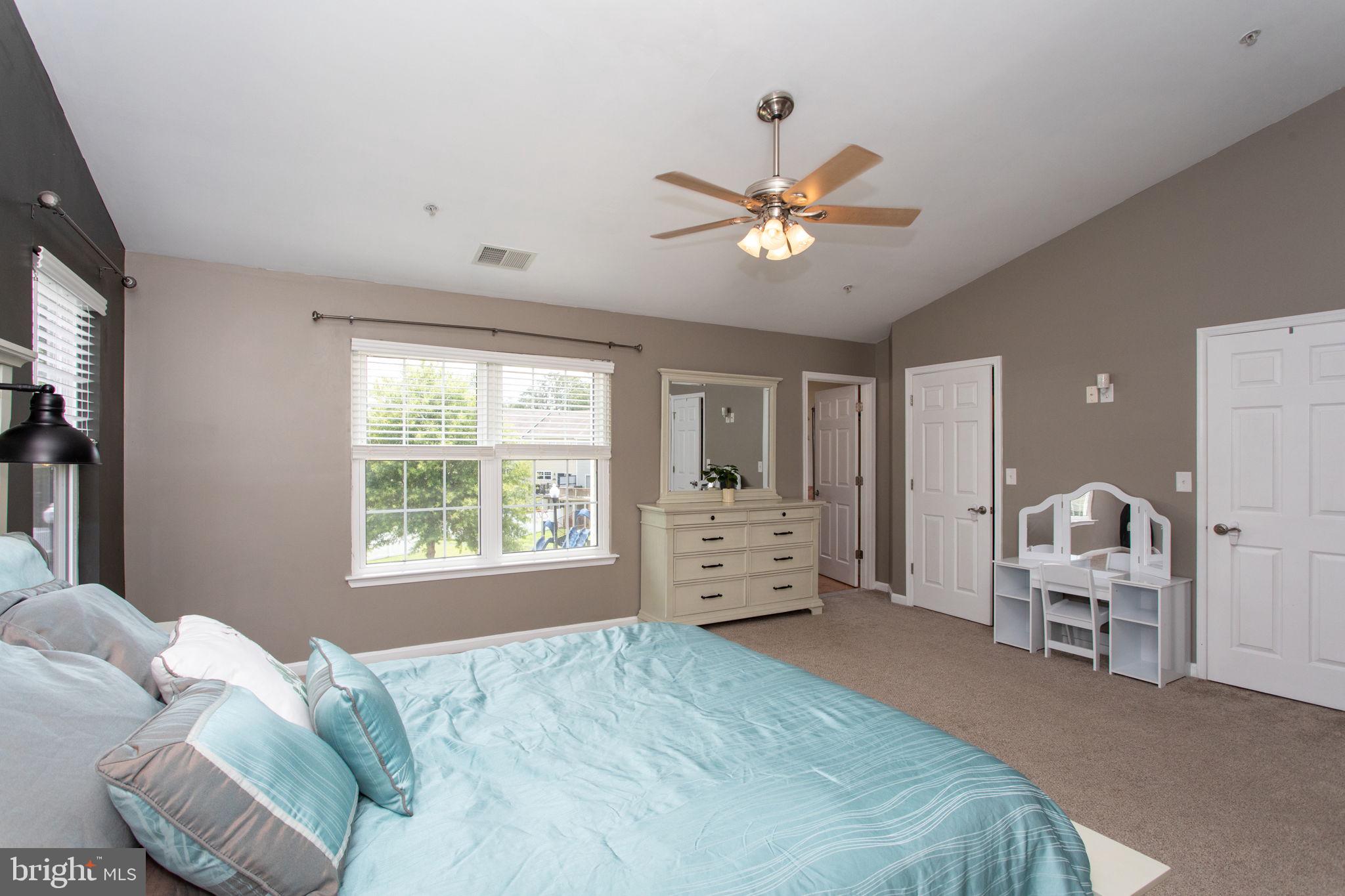 OAK TREE LANDING - Residential
