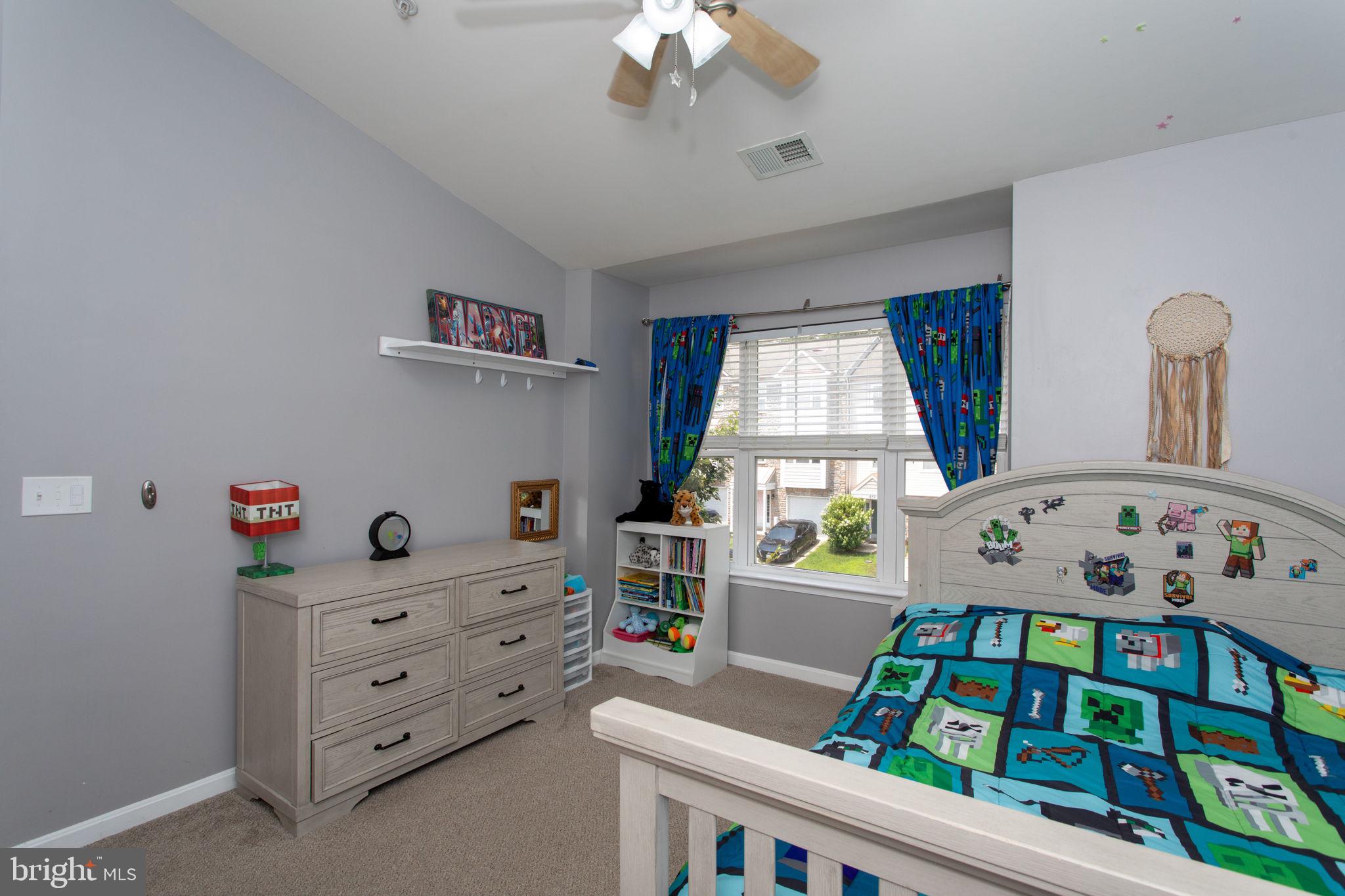 OAK TREE LANDING - Residential