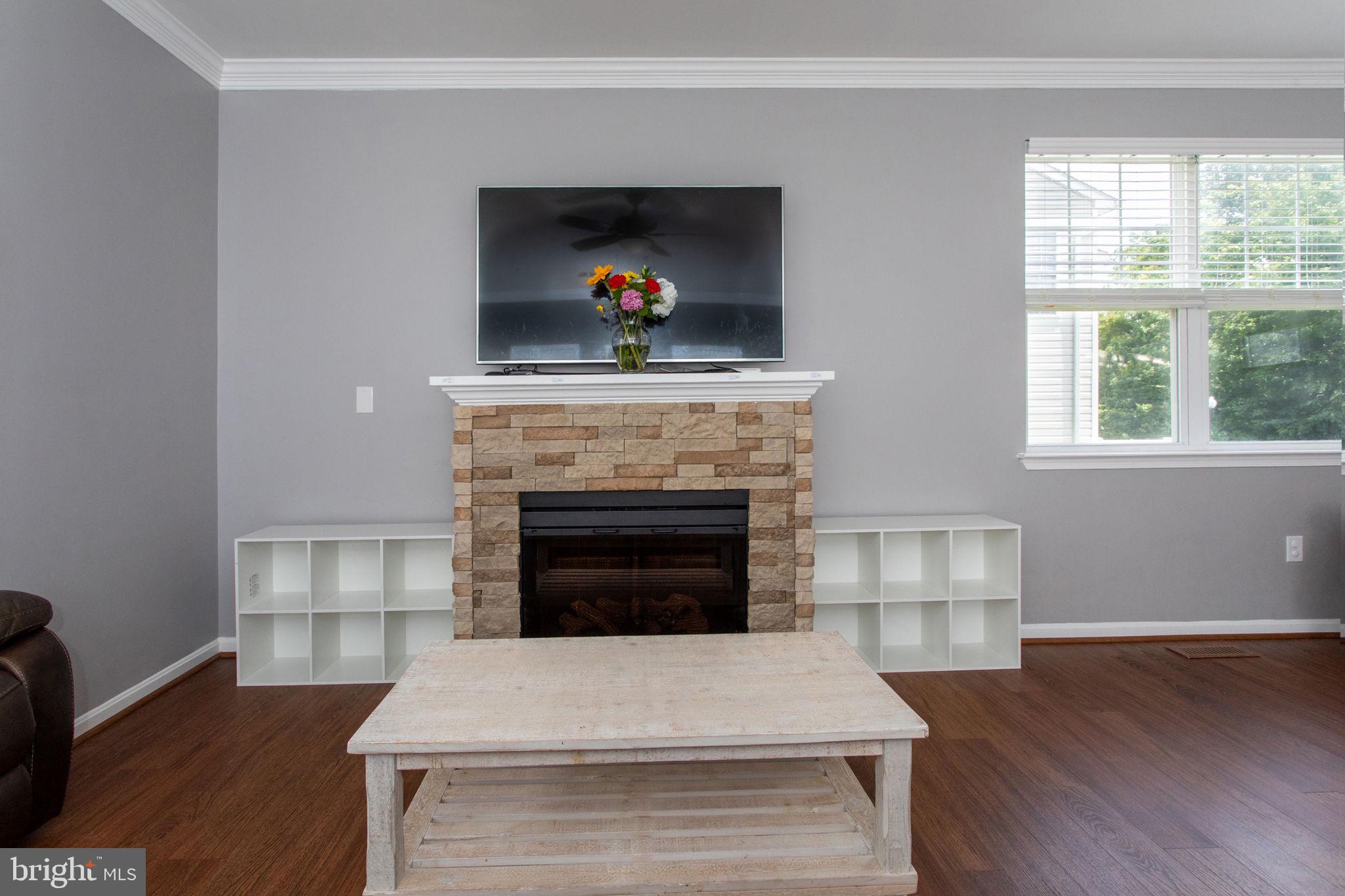 OAK TREE LANDING - Residential