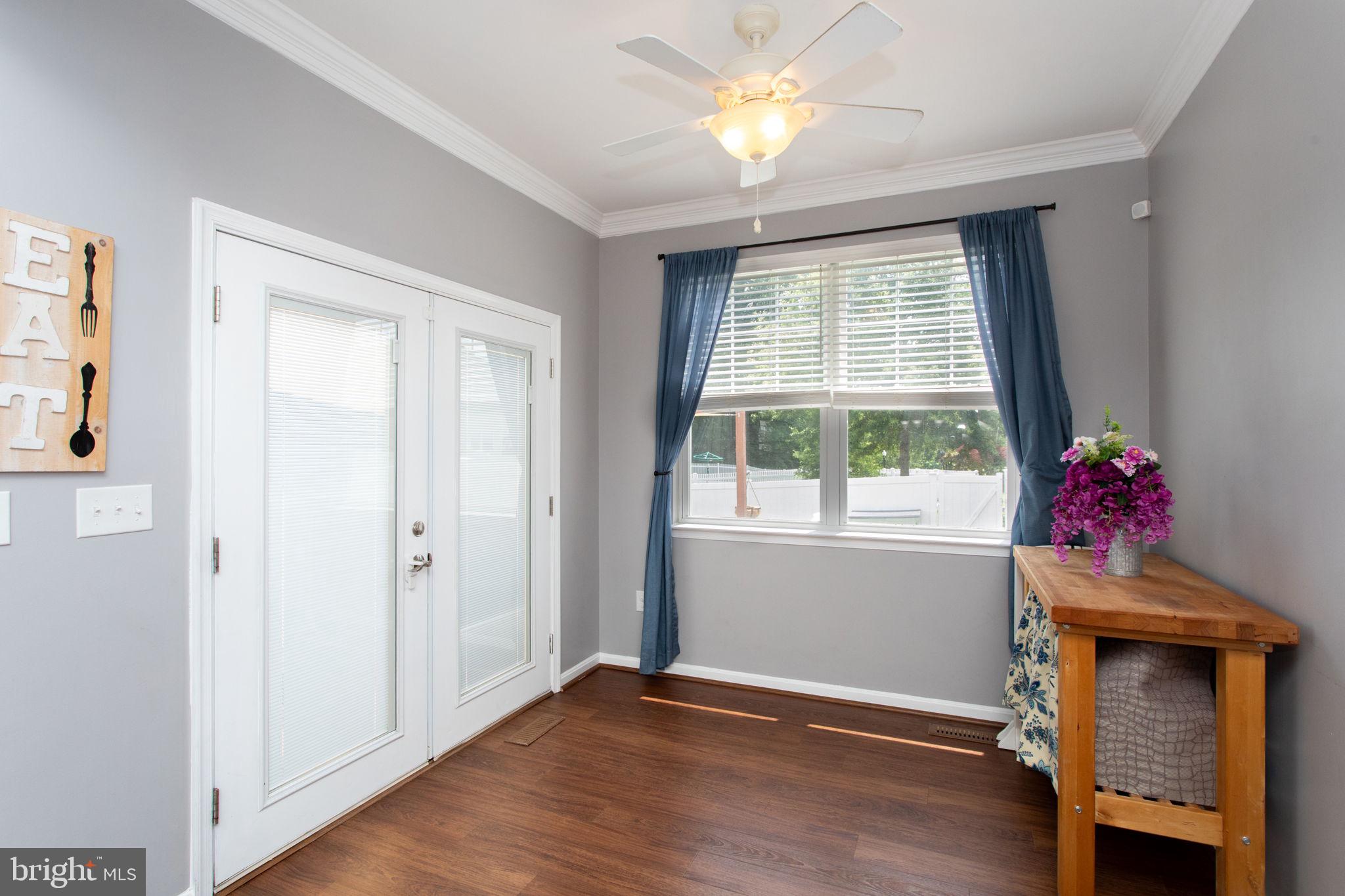 OAK TREE LANDING - Residential