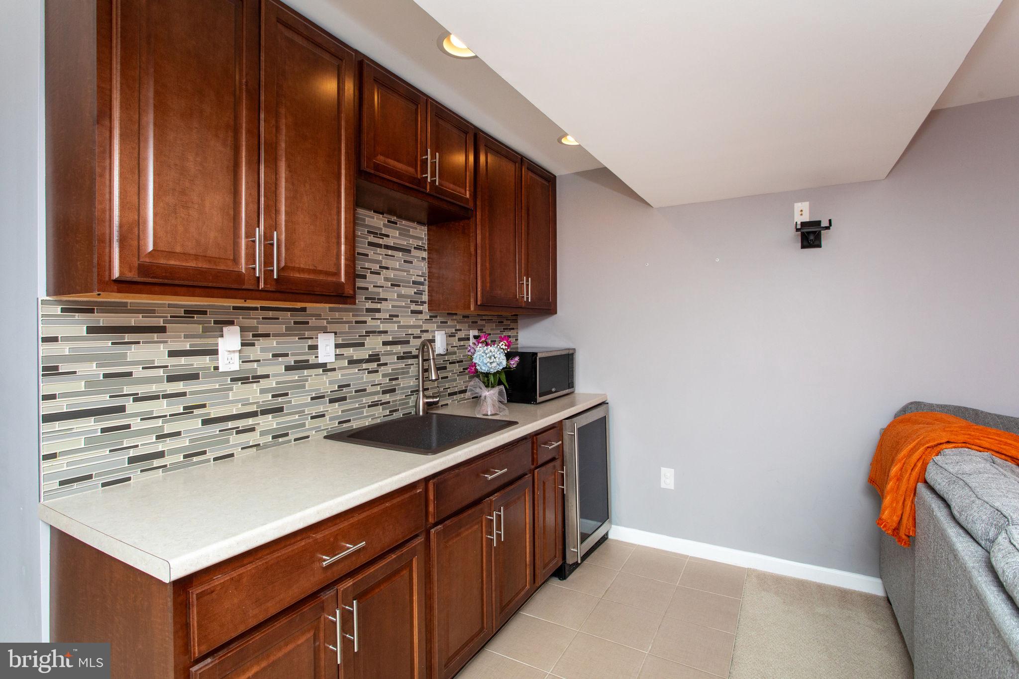OAK TREE LANDING - Residential