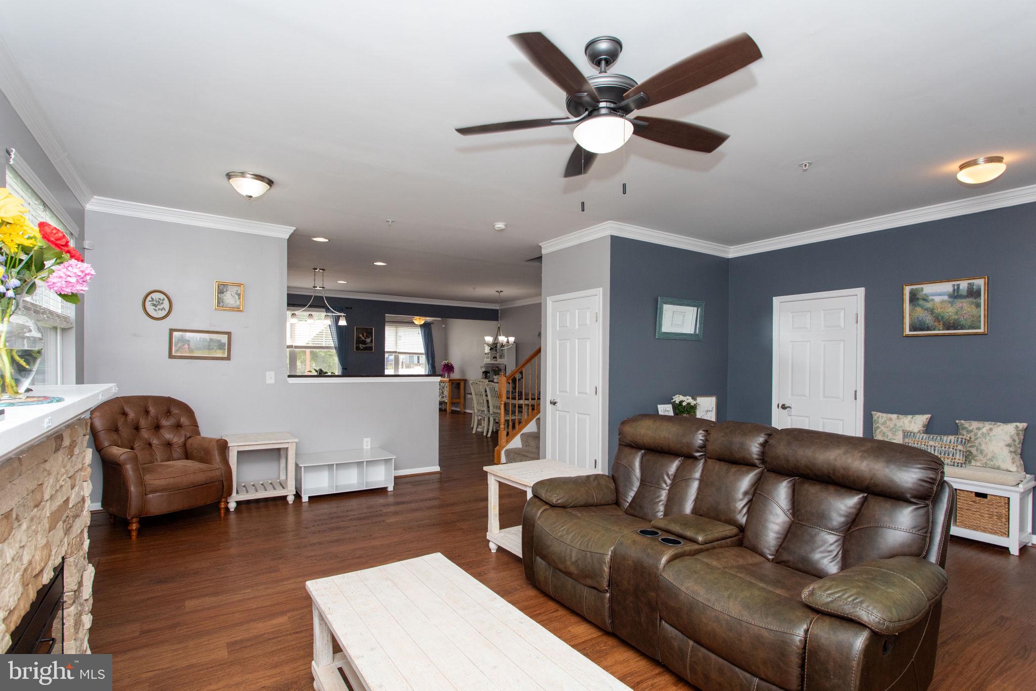OAK TREE LANDING - Residential