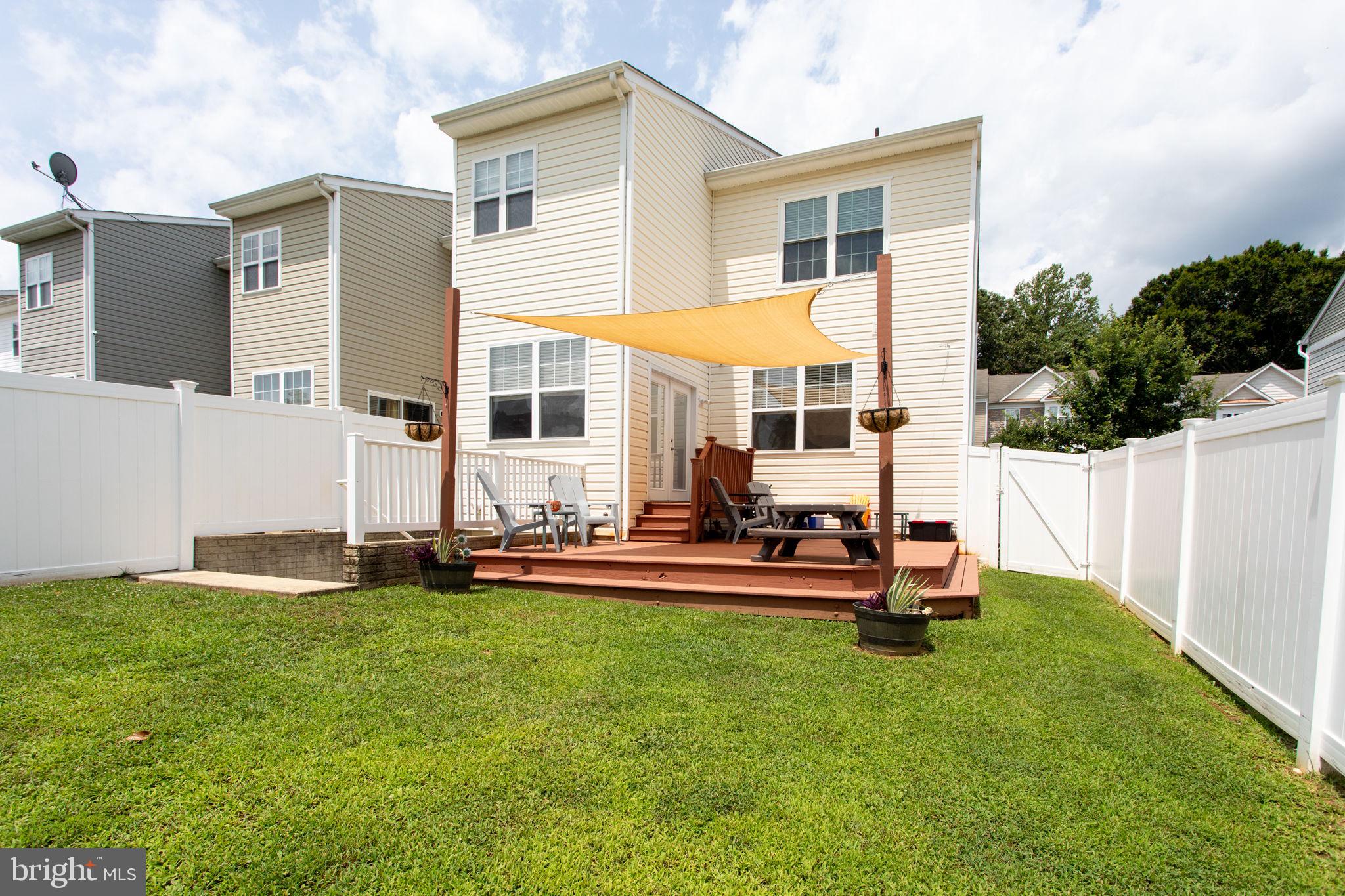 OAK TREE LANDING - Residential