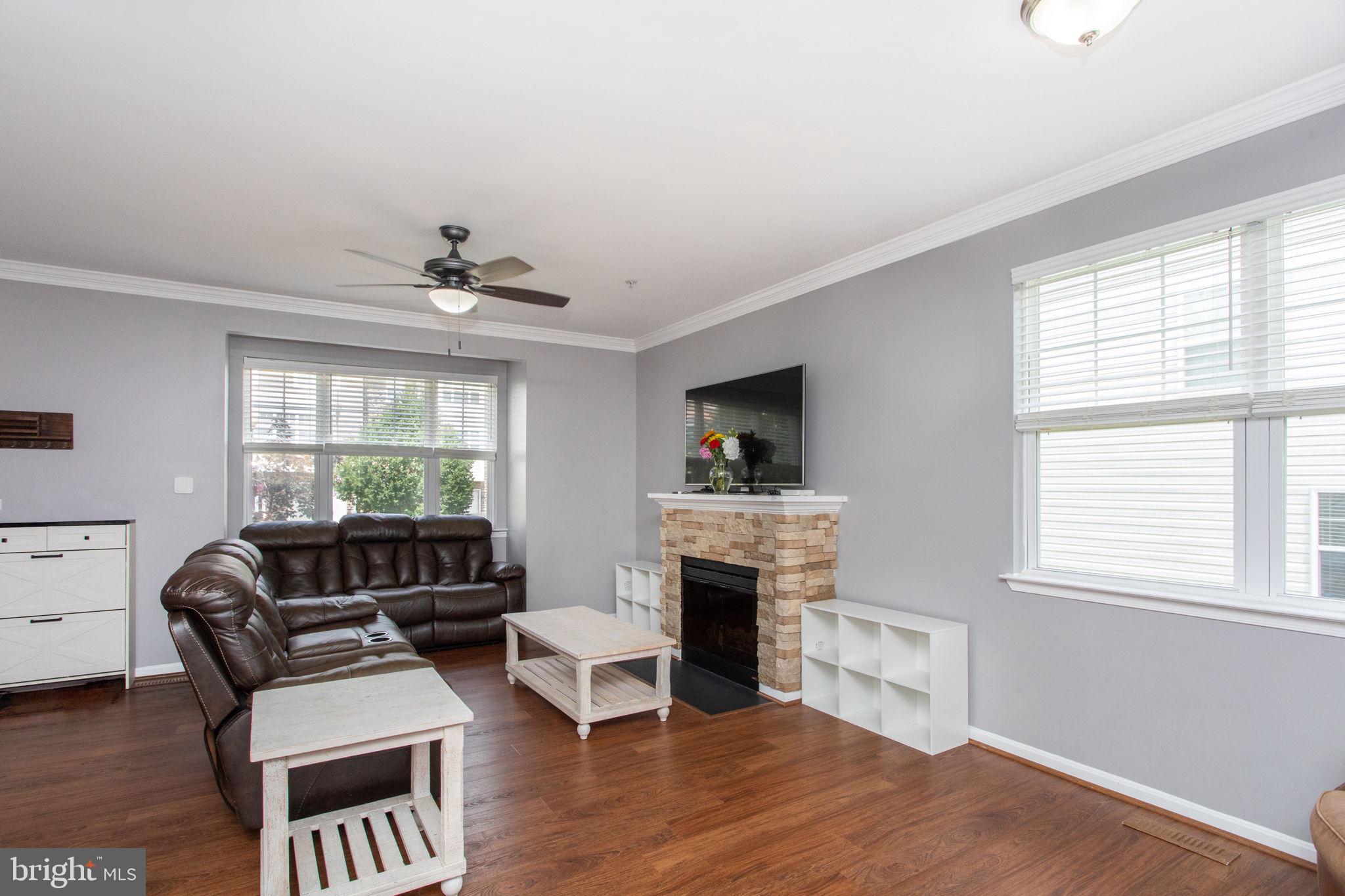 OAK TREE LANDING - Residential