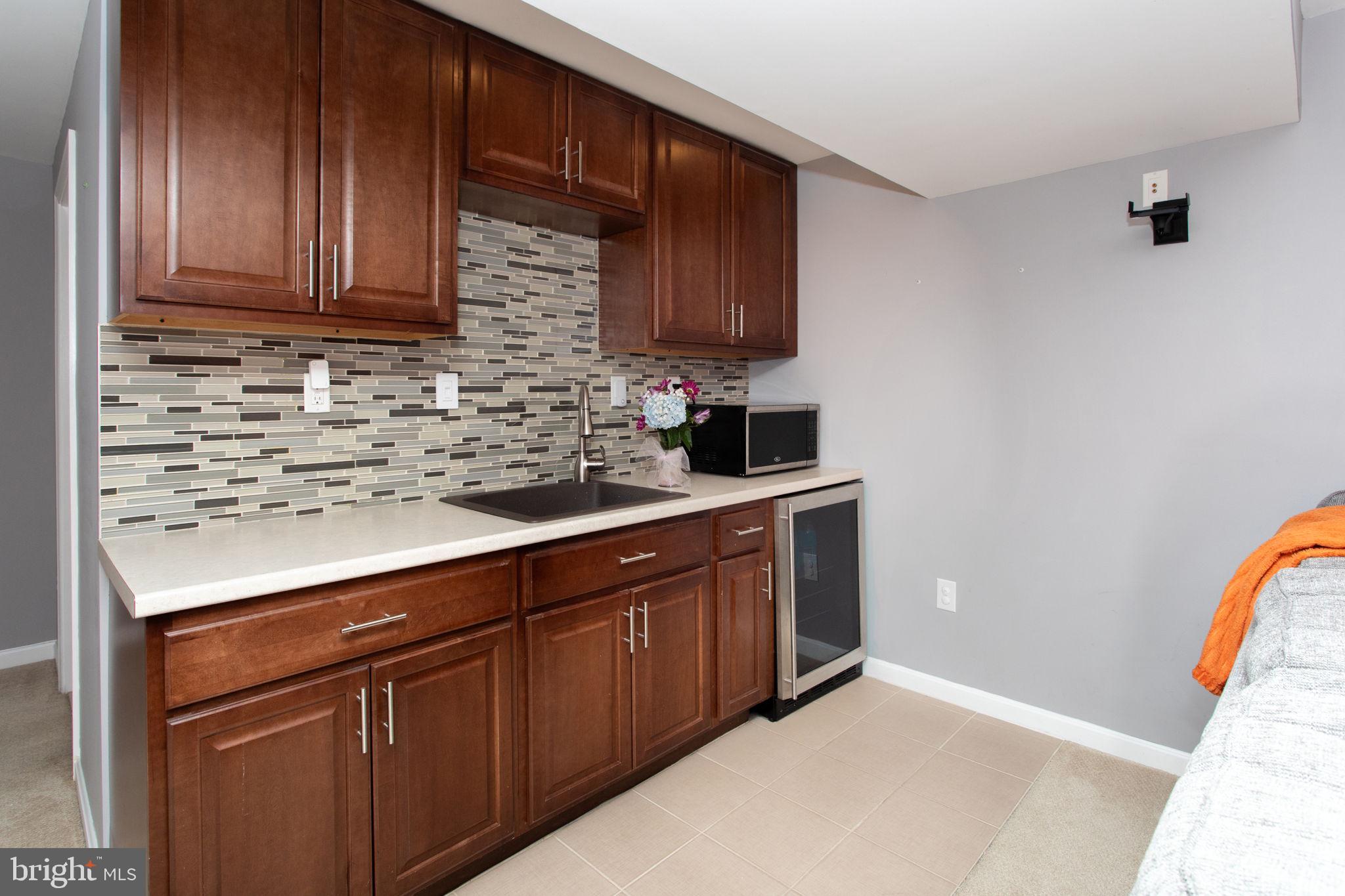 OAK TREE LANDING - Residential
