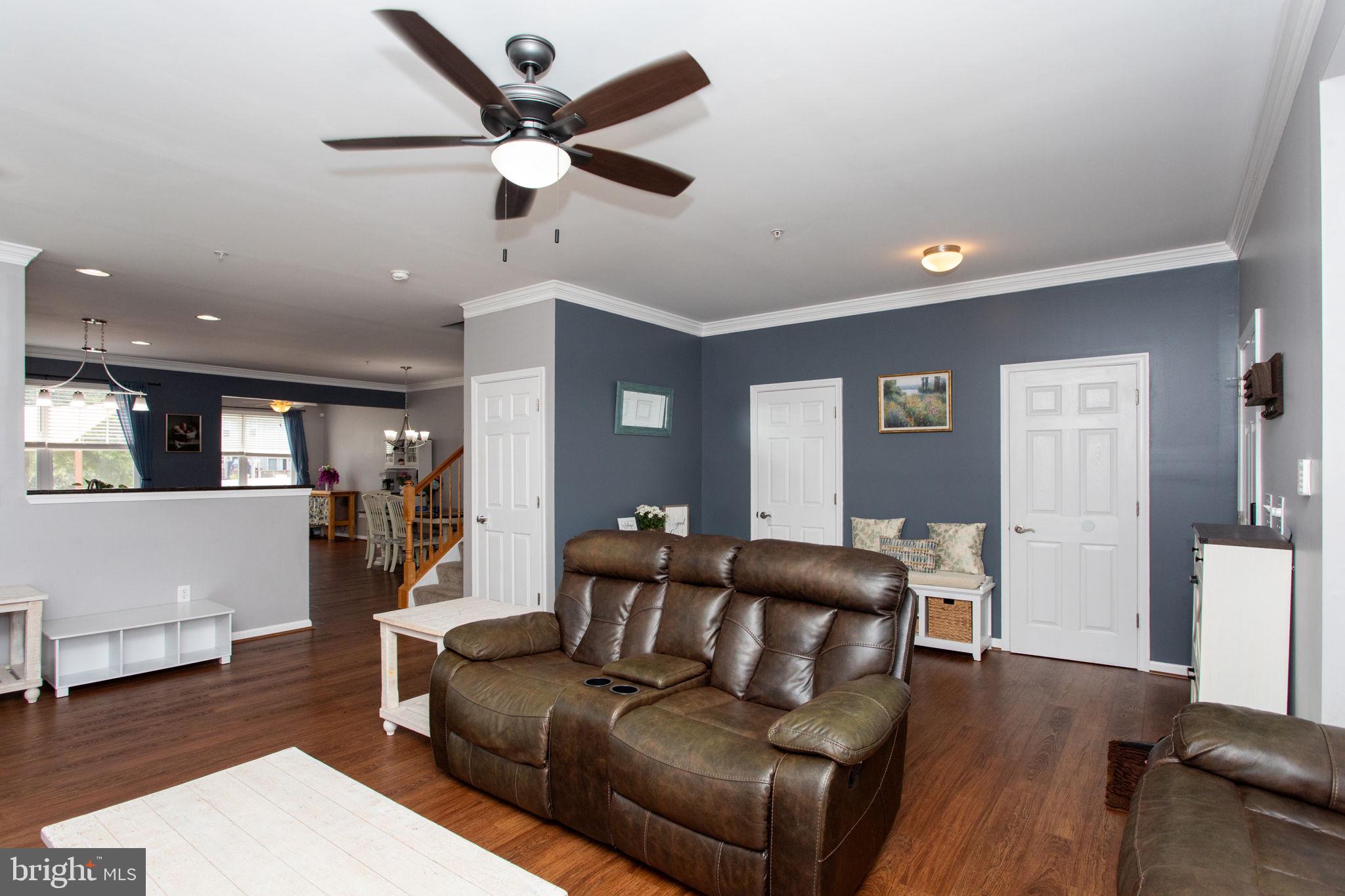 OAK TREE LANDING - Residential