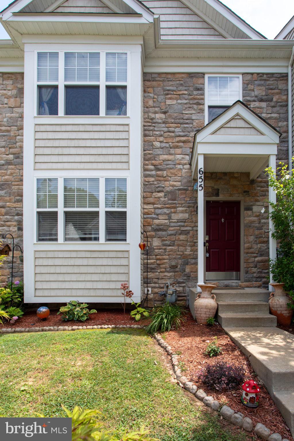 OAK TREE LANDING - Residential
