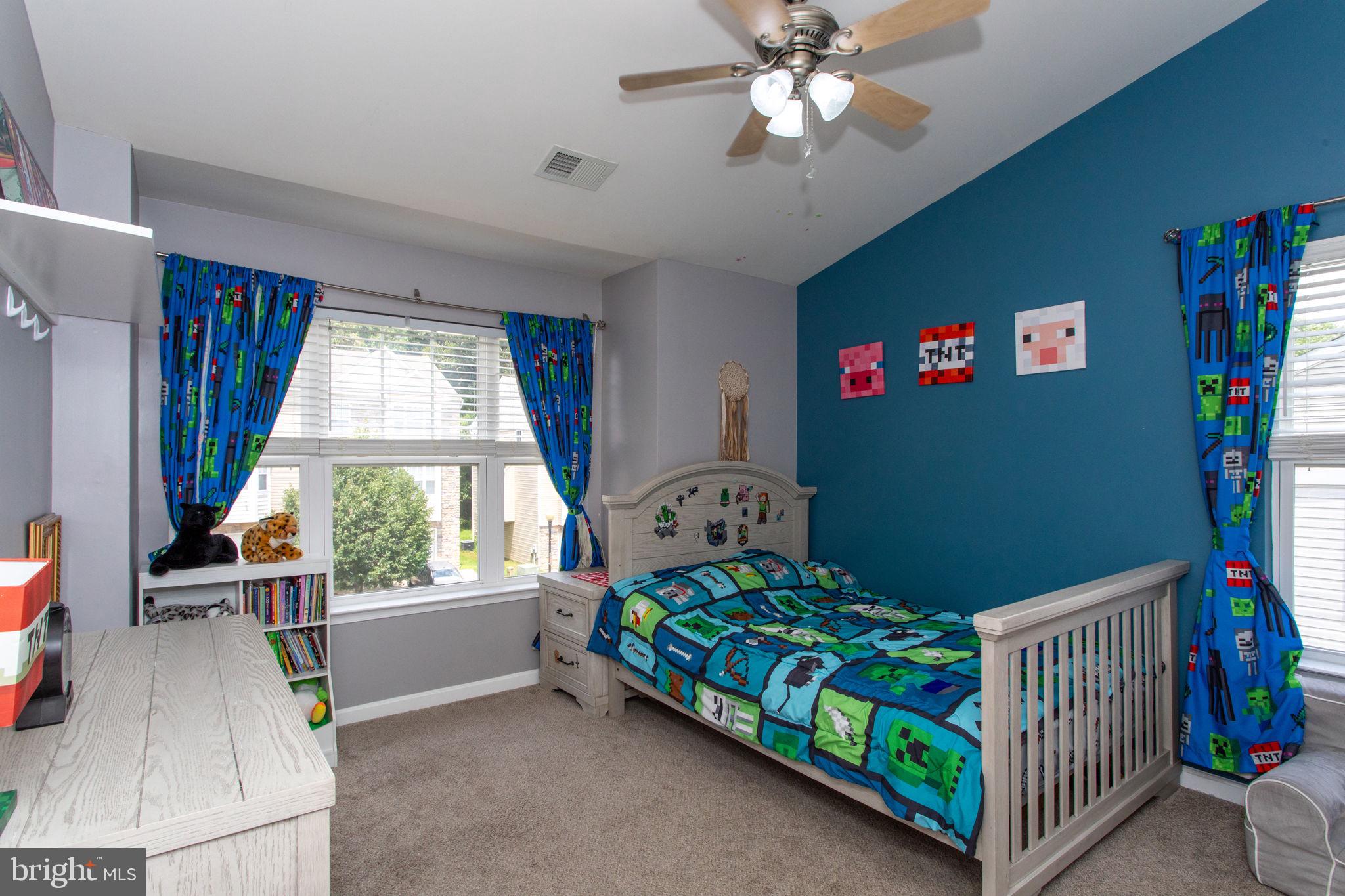 OAK TREE LANDING - Residential