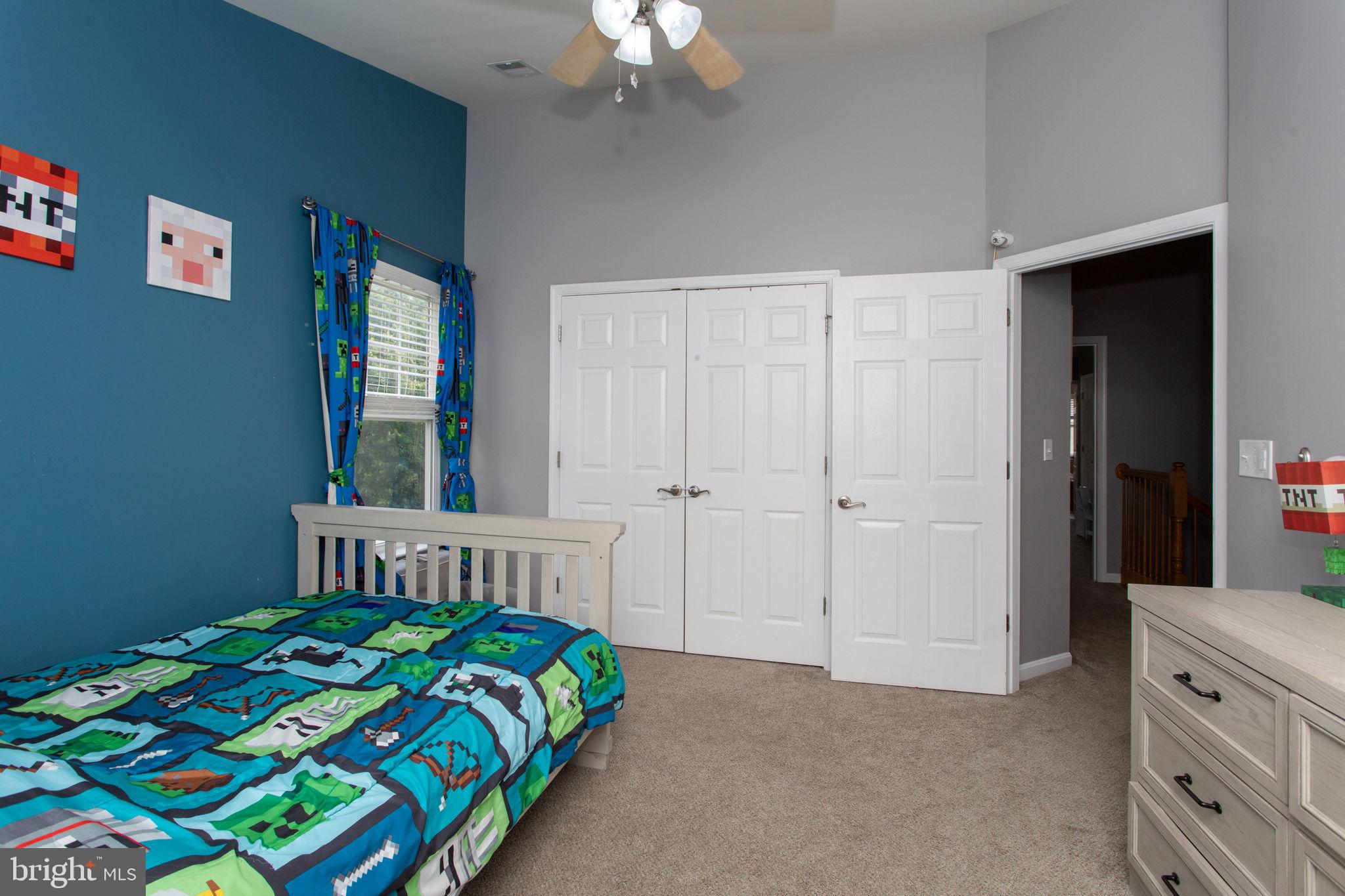 OAK TREE LANDING - Residential