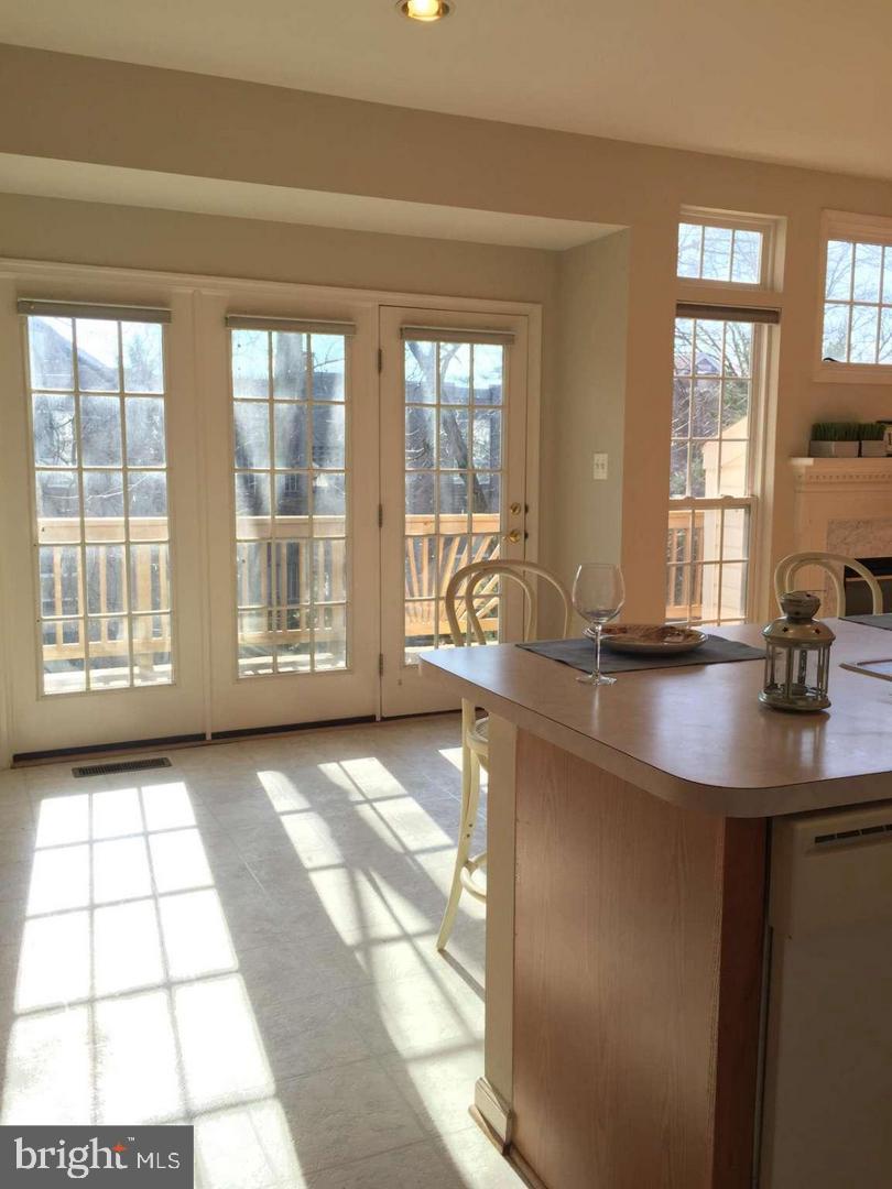 METRO PLACE AT DUNN LORING - Residential Lease