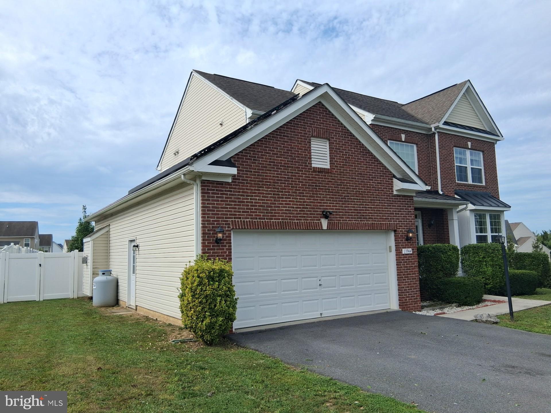 SENECA RIDGE - Residential