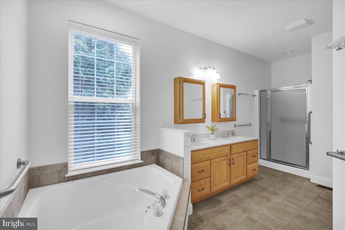 ASHLEY RUN - Residential