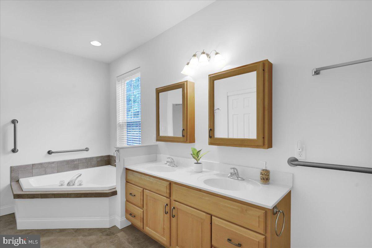 ASHLEY RUN - Residential