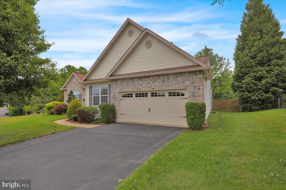 ASHLEY RUN - Residential
