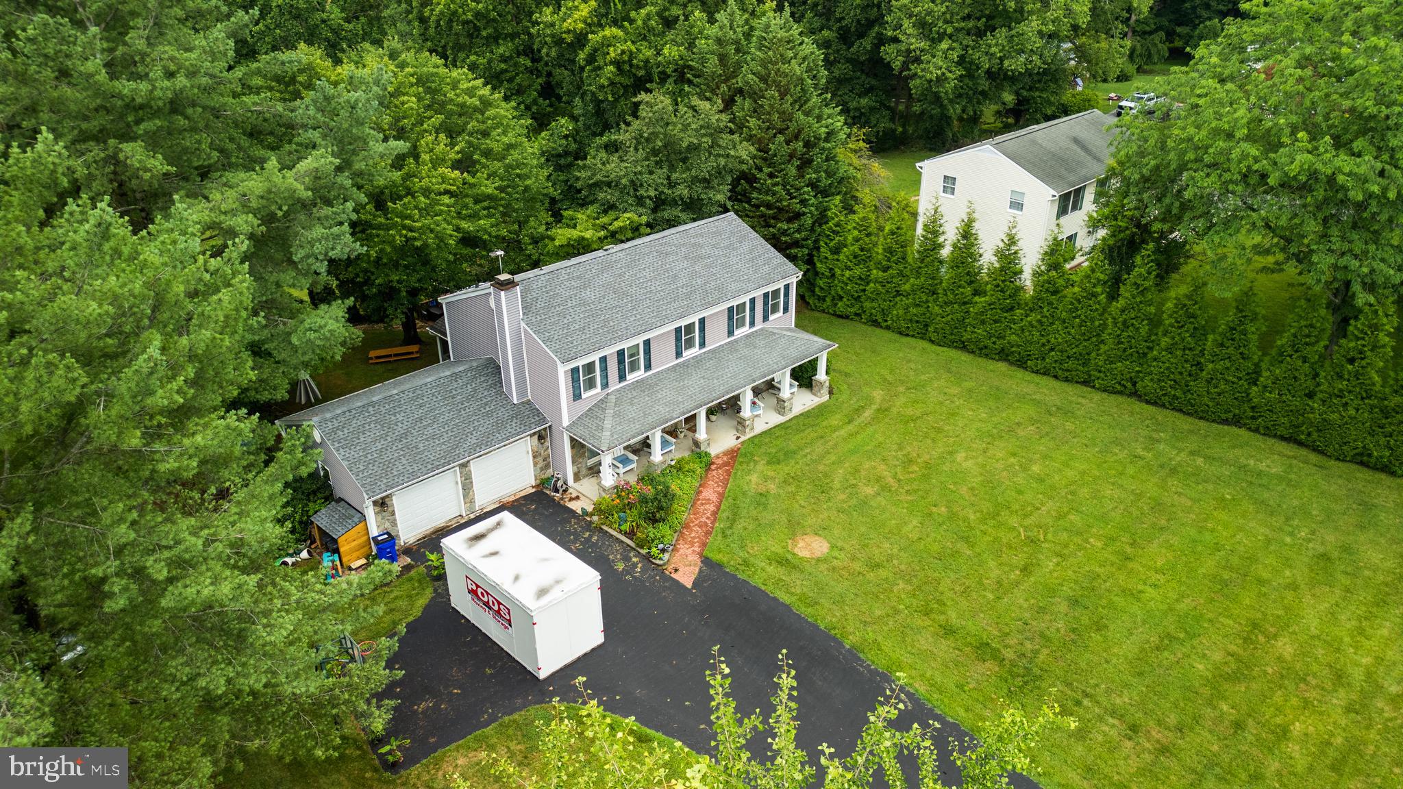 HALLMARK - Residential