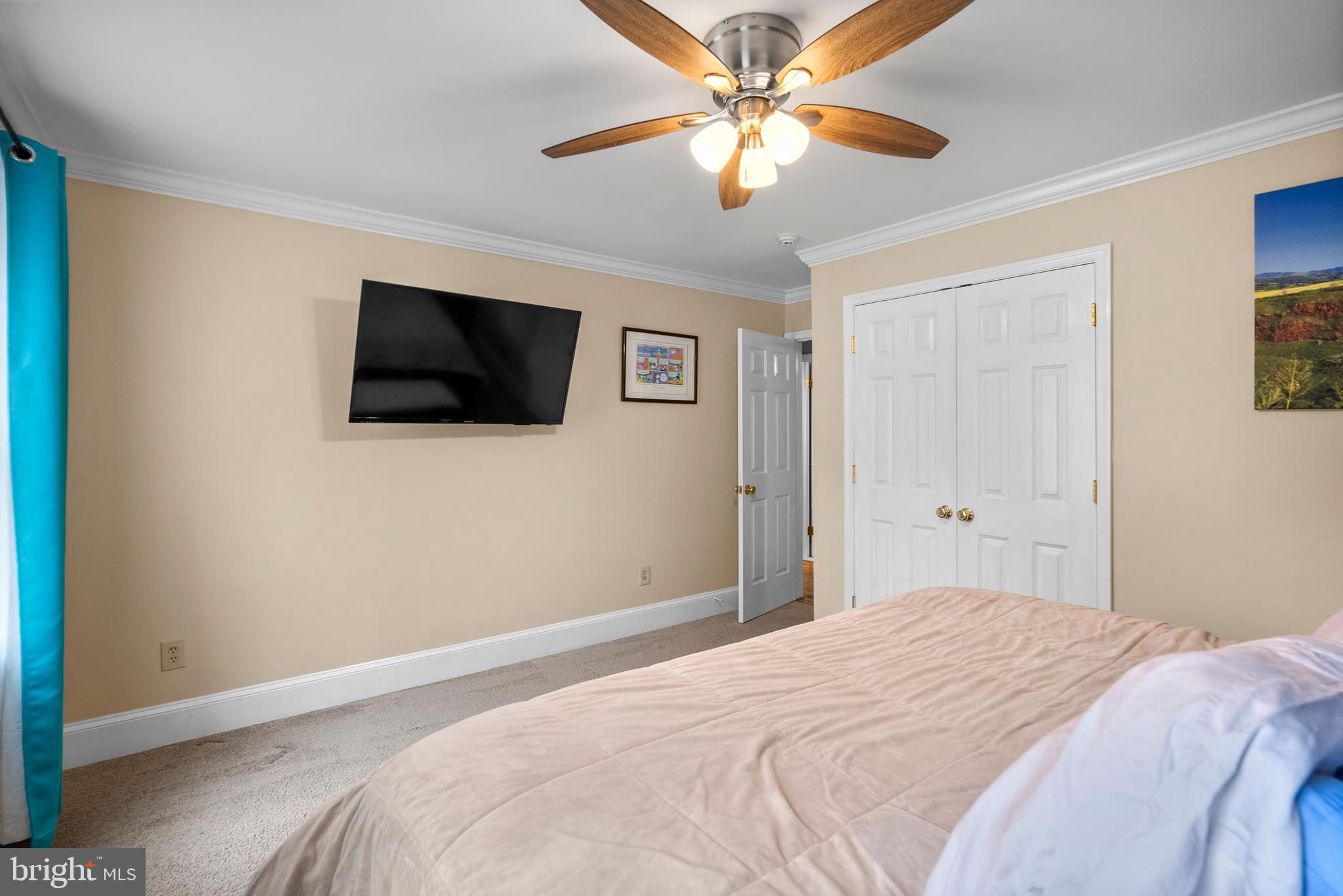 HALLMARK - Residential