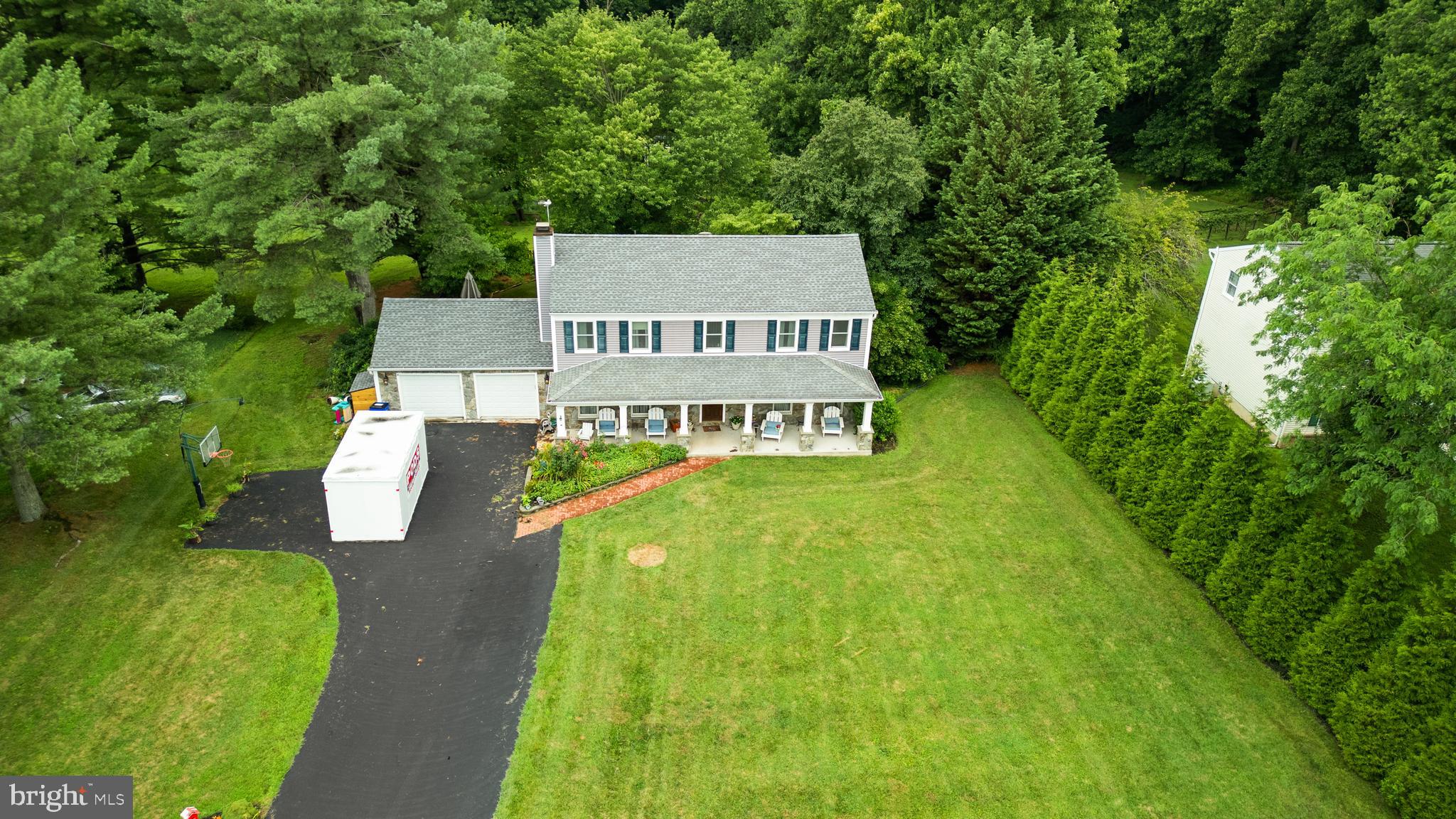 HALLMARK - Residential