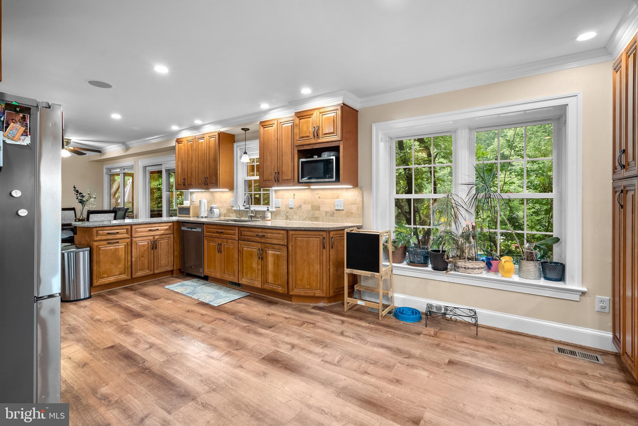 HALLMARK - Residential