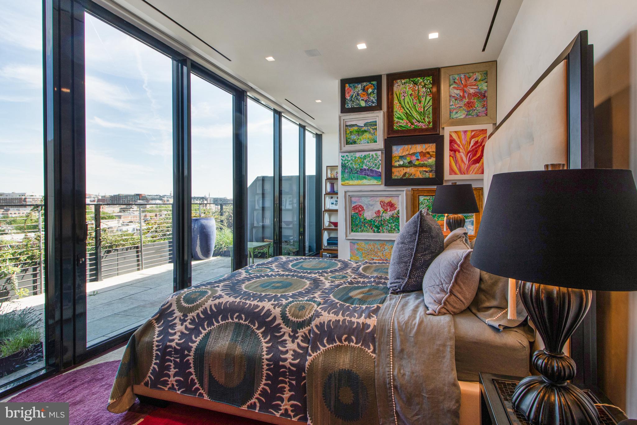 LOGAN CIRCLE - Residential