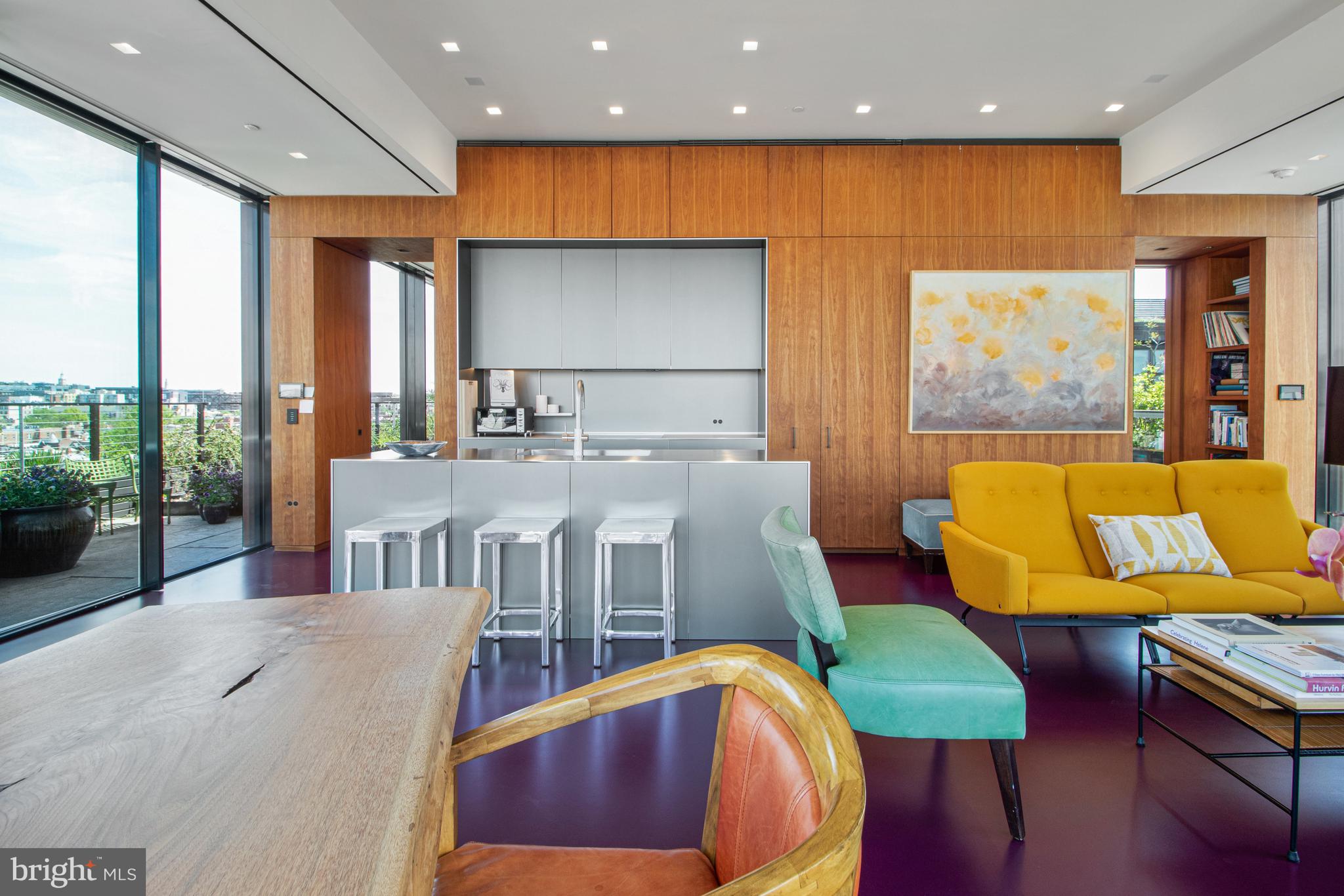 LOGAN CIRCLE - Residential