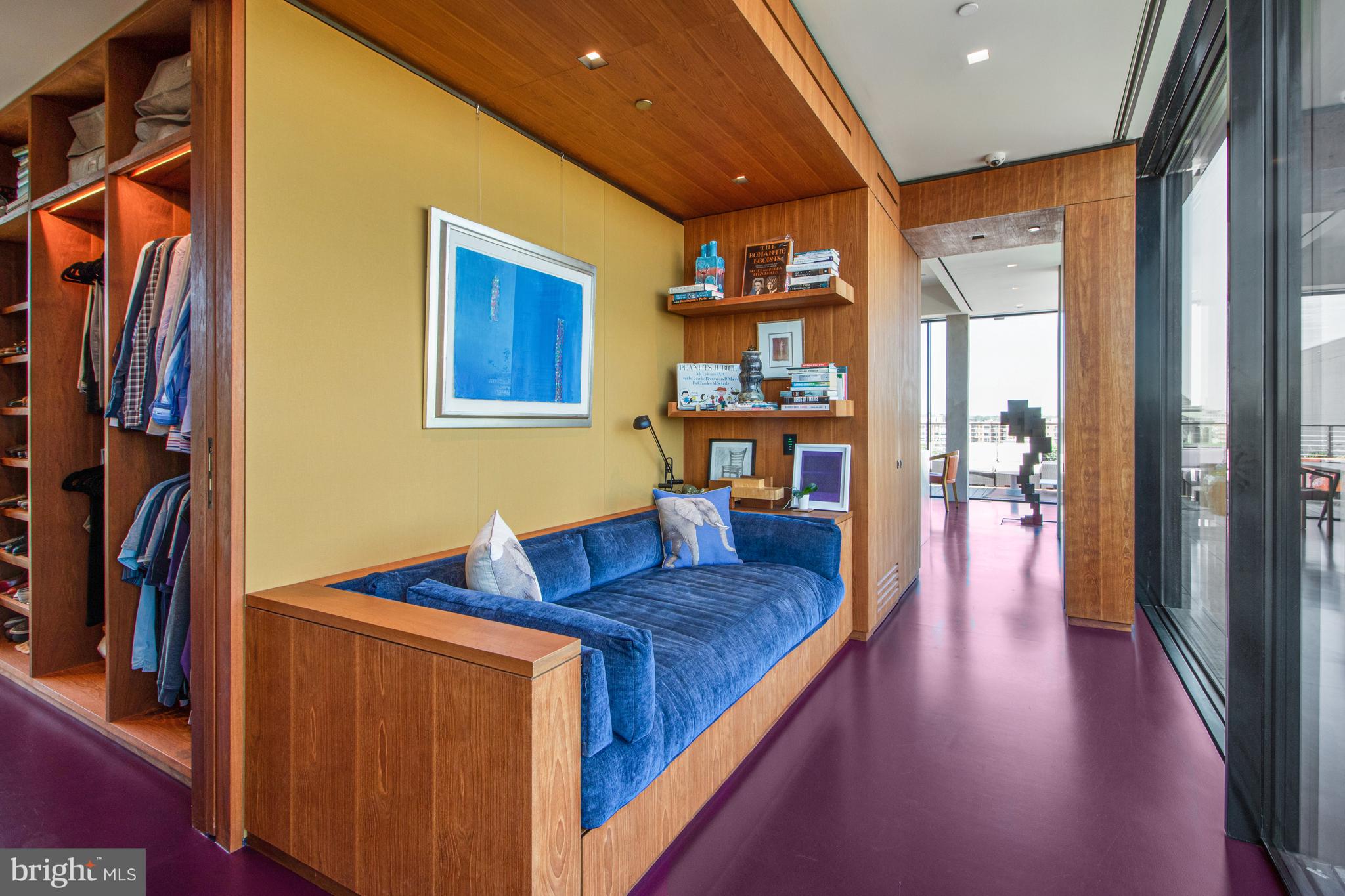 LOGAN CIRCLE - Residential