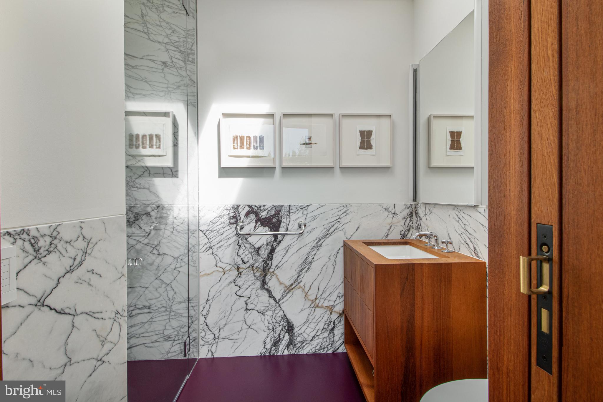 LOGAN CIRCLE - Residential