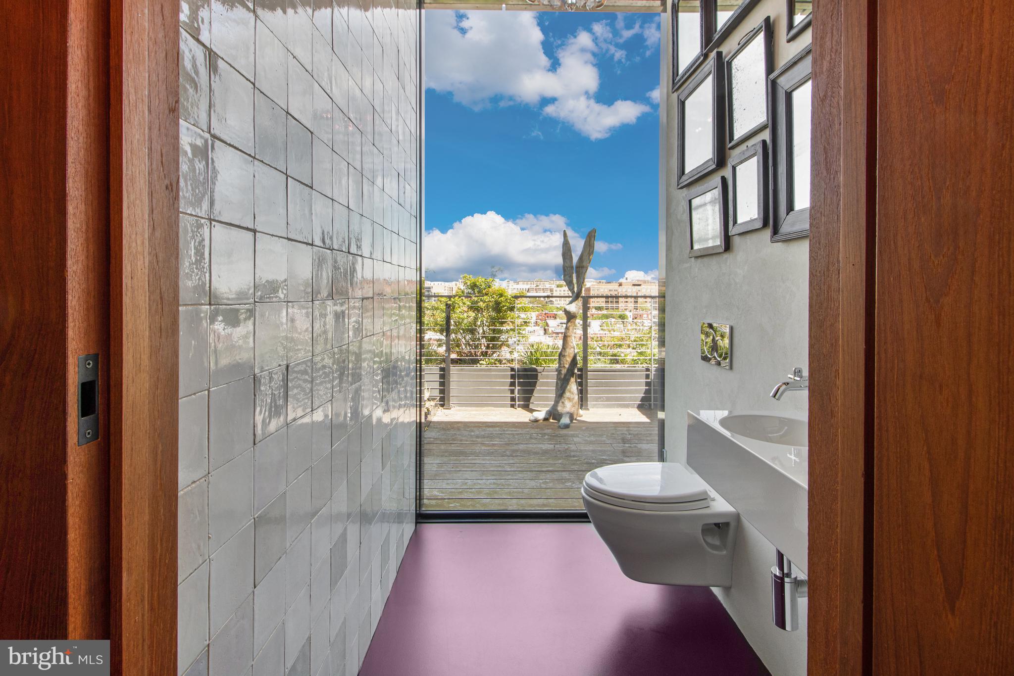 LOGAN CIRCLE - Residential
