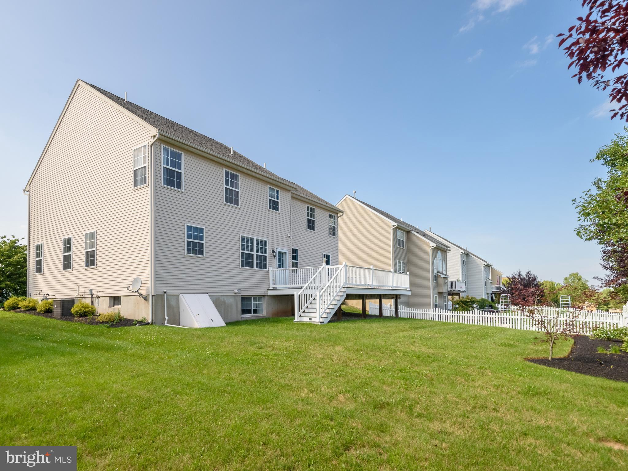 BELLA VISTA - Residential