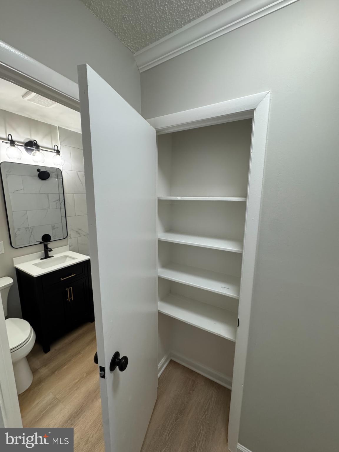 SWANN HILL CONDOMINIUMS - Residential