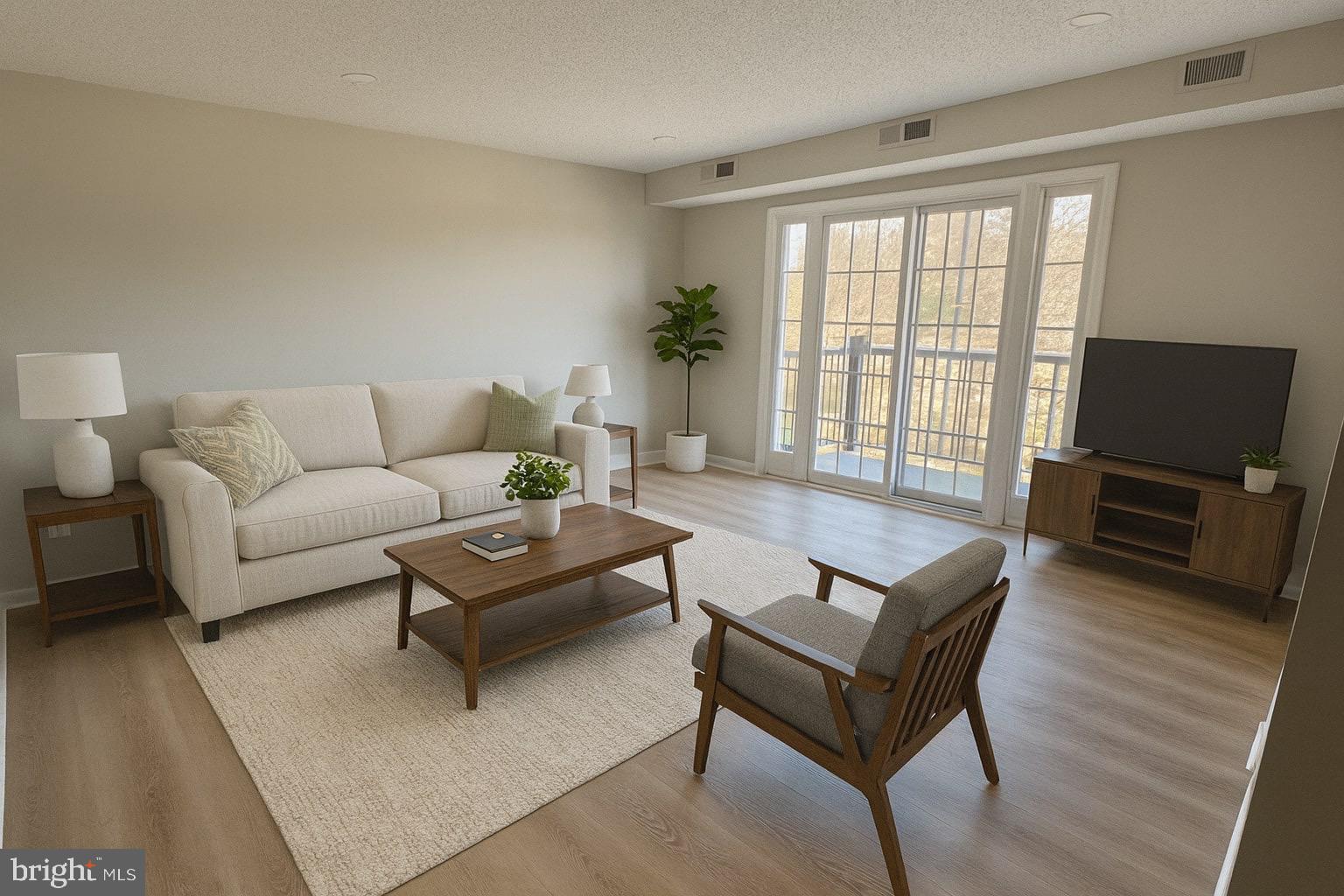 SWANN HILL CONDOMINIUMS - Residential
