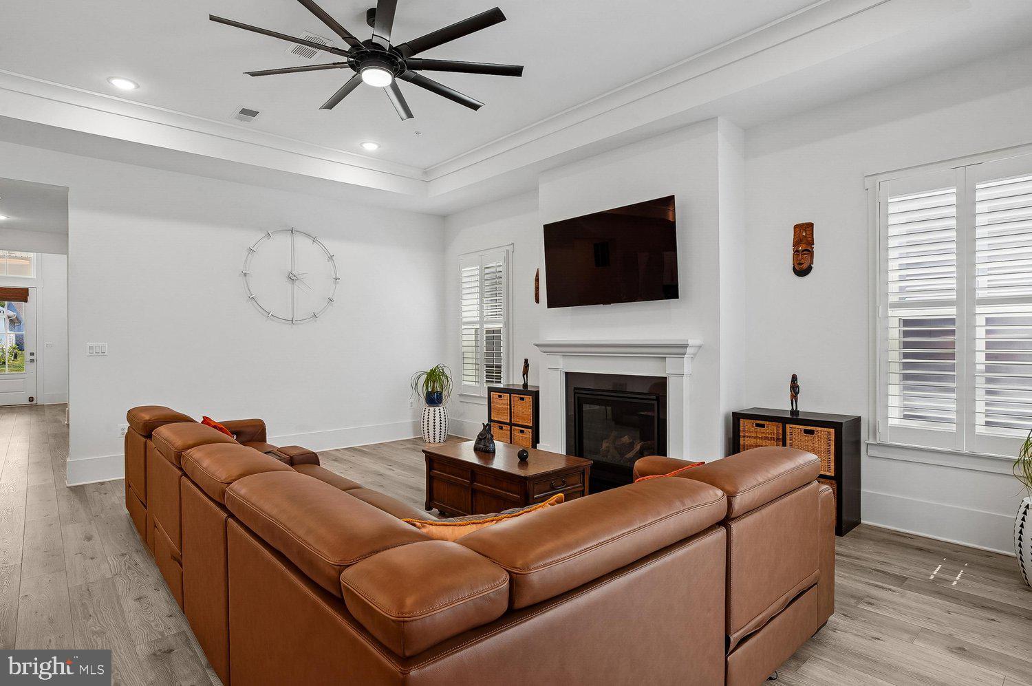 FOUR SEASONS AT KENT ISLAND - Residential
