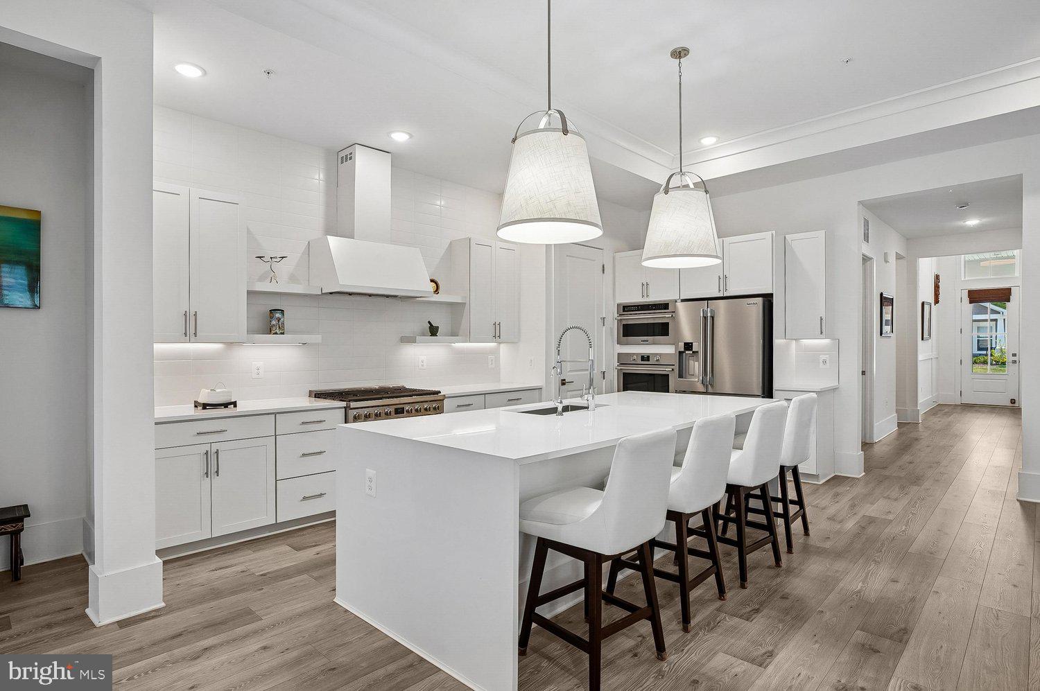 FOUR SEASONS AT KENT ISLAND - Residential