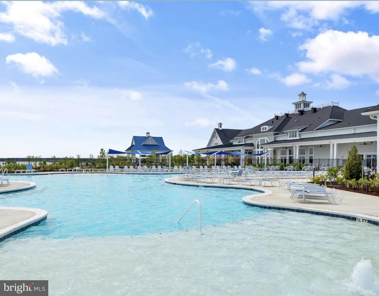 FOUR SEASONS AT KENT ISLAND - Residential