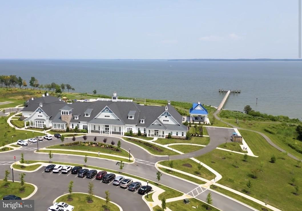 FOUR SEASONS AT KENT ISLAND - Residential